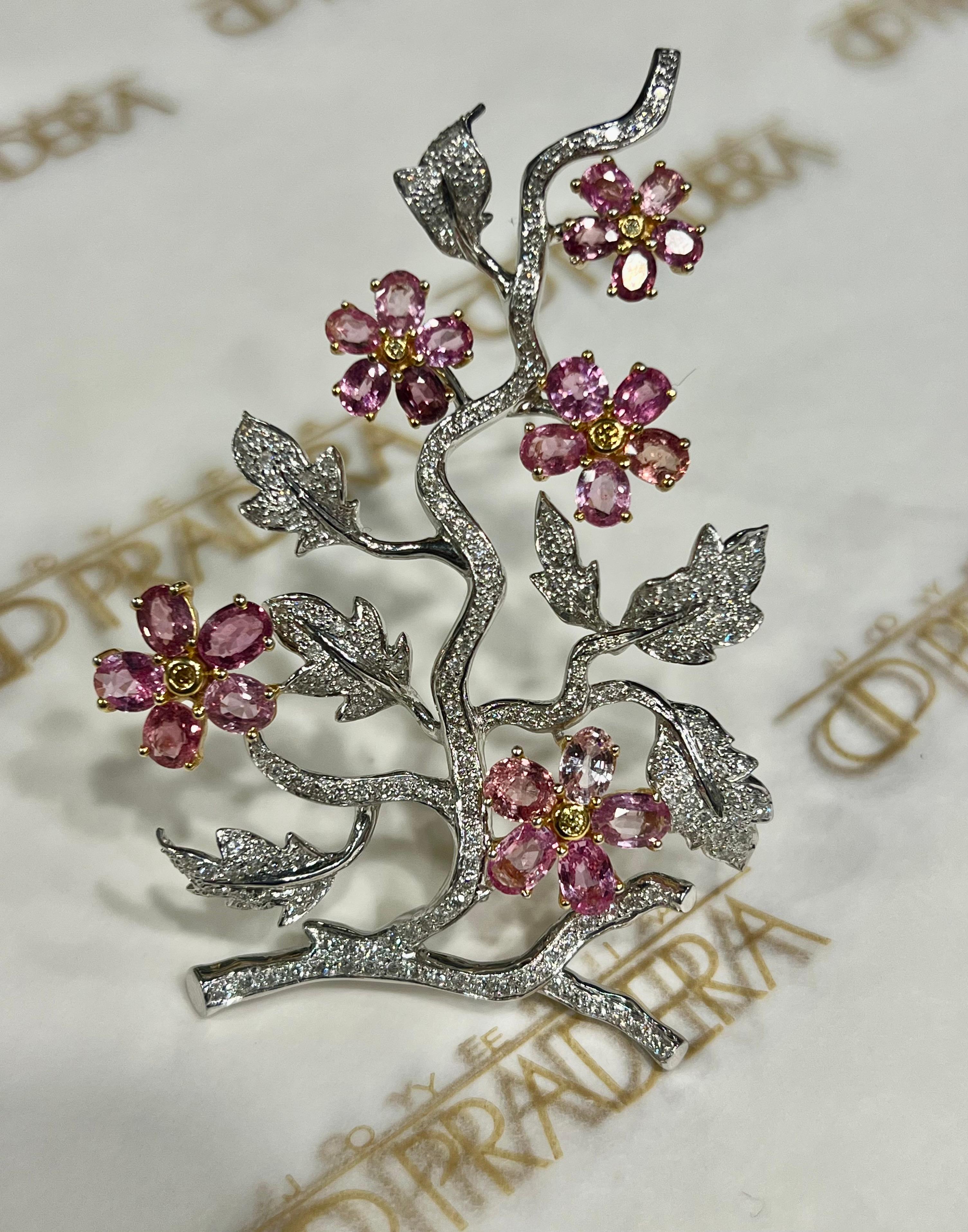 Brilliant Cut Bulgari Style Eden Garden flowers and  Diamonds in 18k Gold Brooche For Sale