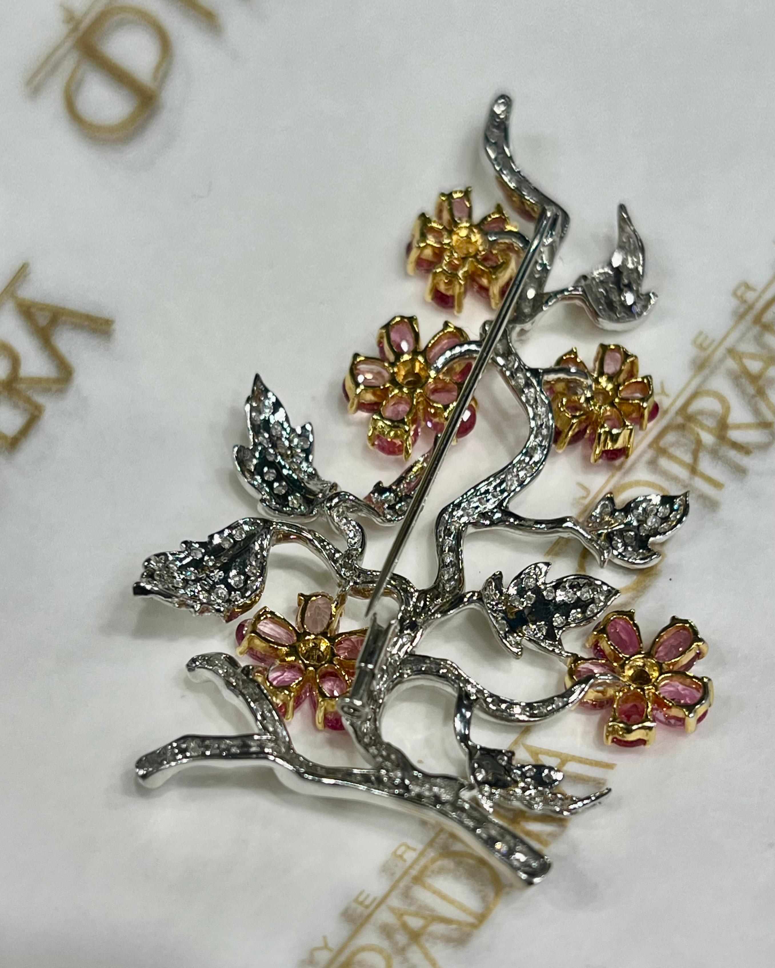 Women's or Men's Bulgari Style Eden Garden flowers and  Diamonds in 18k Gold Brooche For Sale