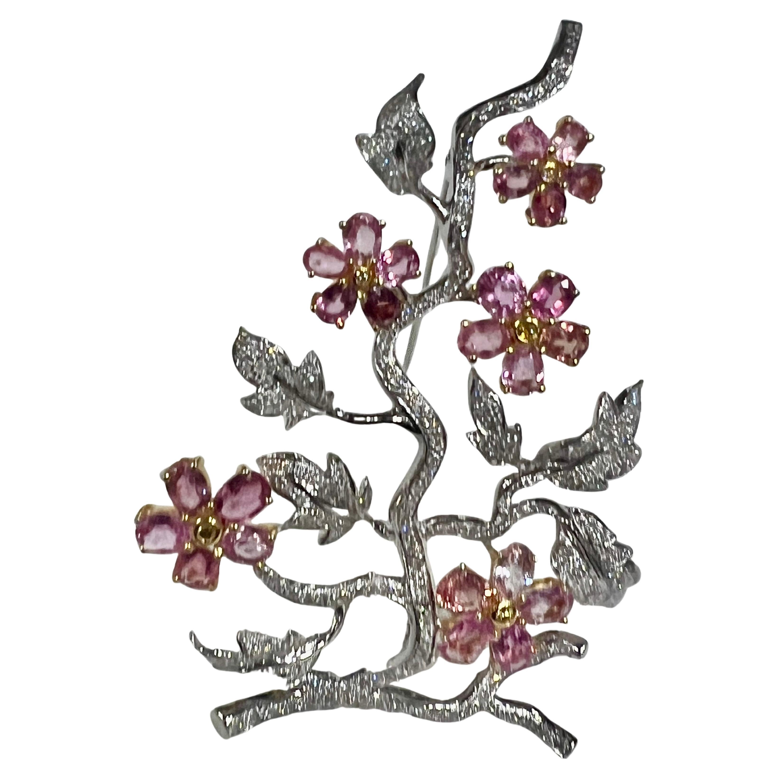 Bulgari Style Eden Garden flowers and  Diamonds in 18k Gold Brooche