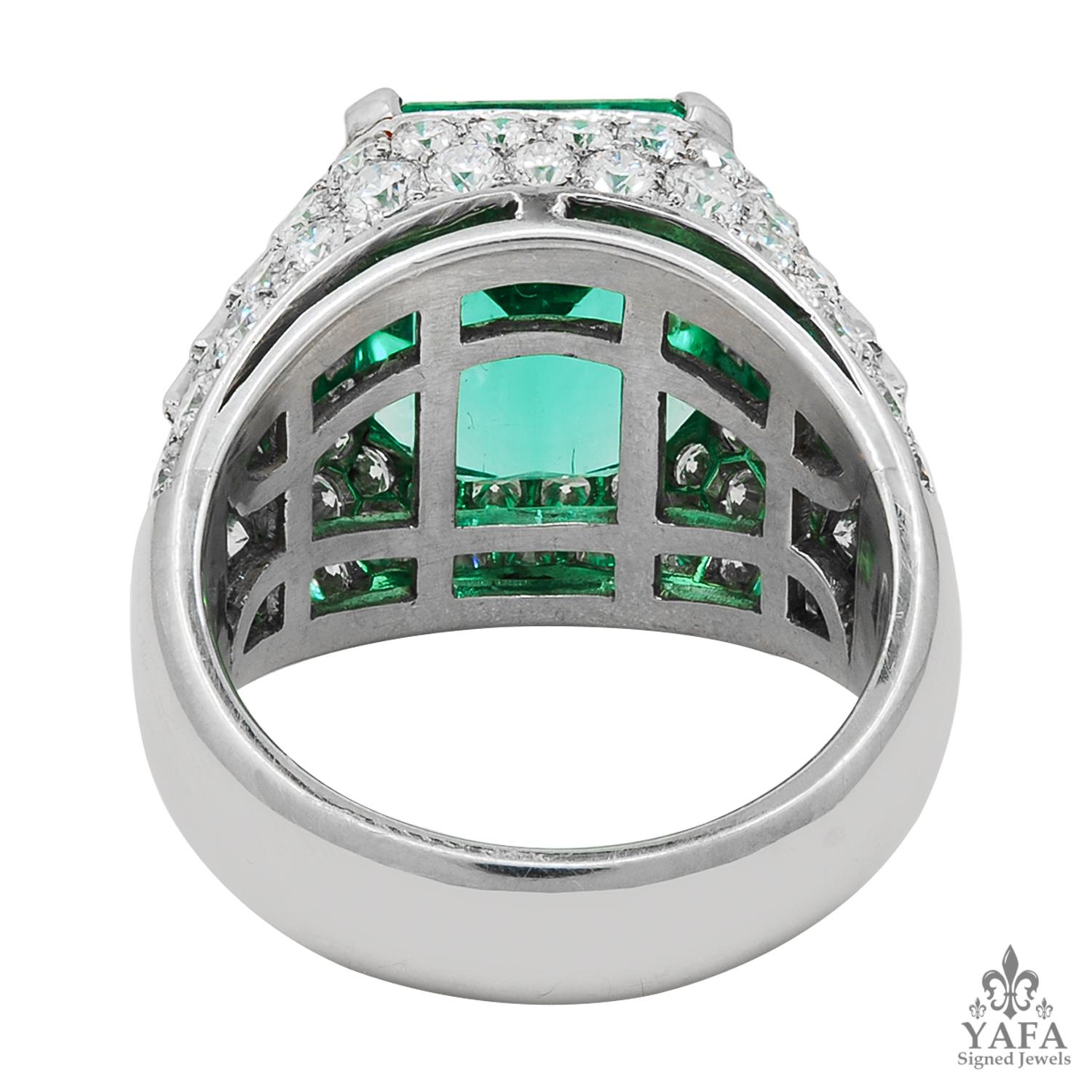 Bulgari Rom Trombino Smaragd-Diamant-Ring Damen im Angebot