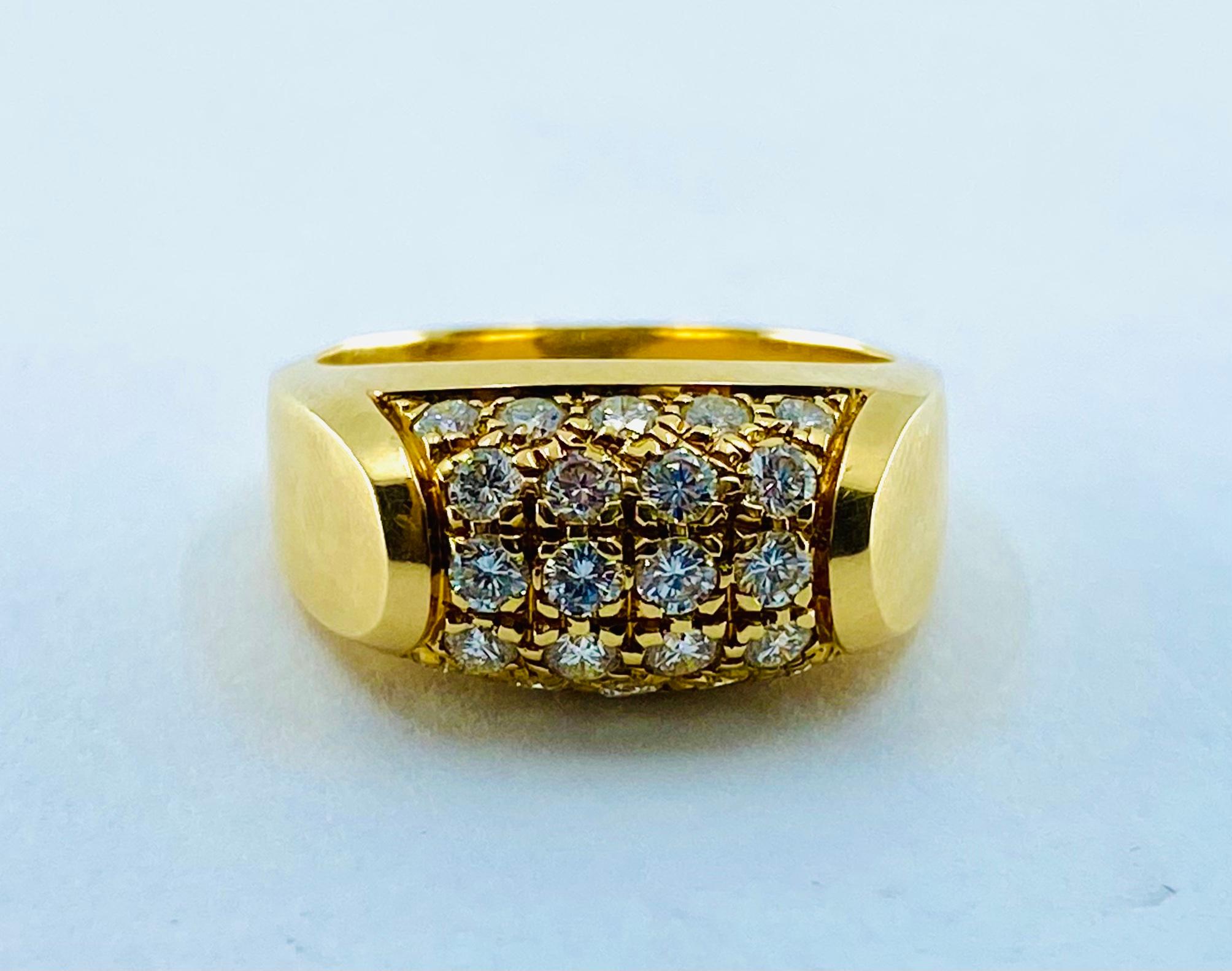 Round Cut Bulgari Tronchetto Diamond Ring For Sale