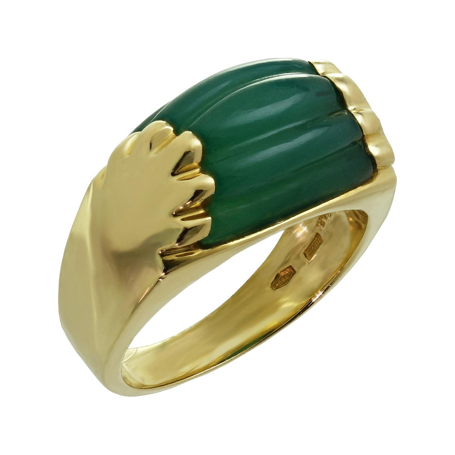 Bulgari Tronchetto Green Chrysoprase Yellow Gold Ring
