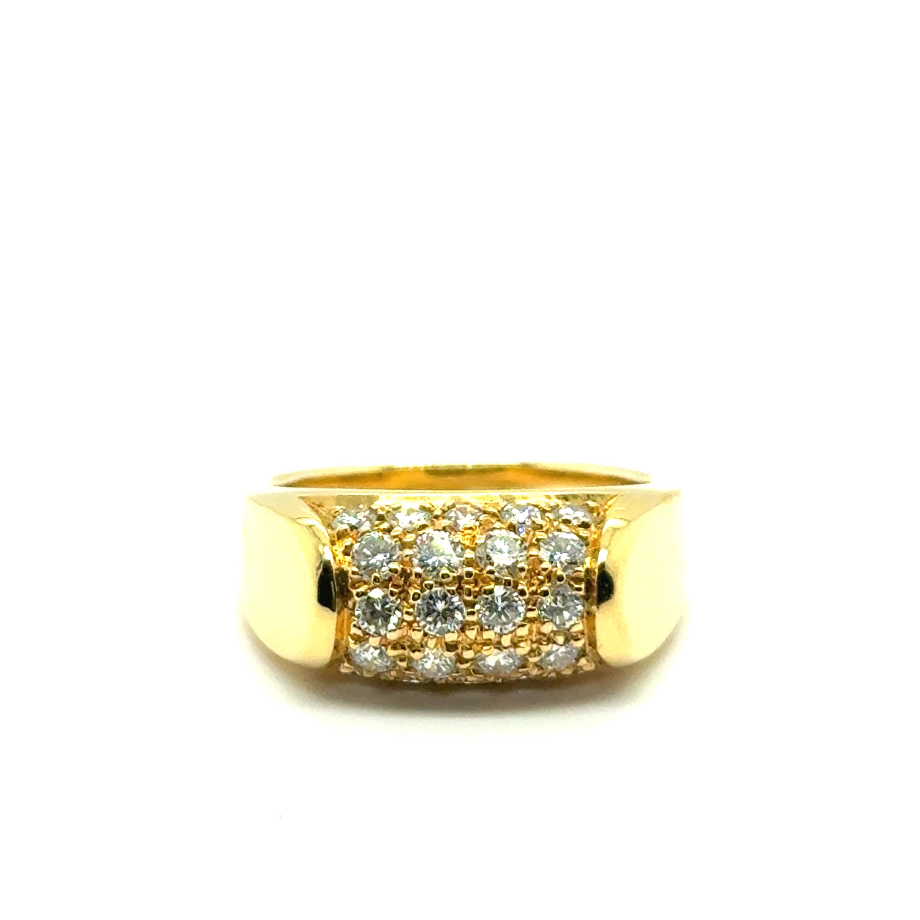 Brilliant Cut Bulgari Tronchetto Ring in 18 Karat Yellow Gold with Diamonds For Sale