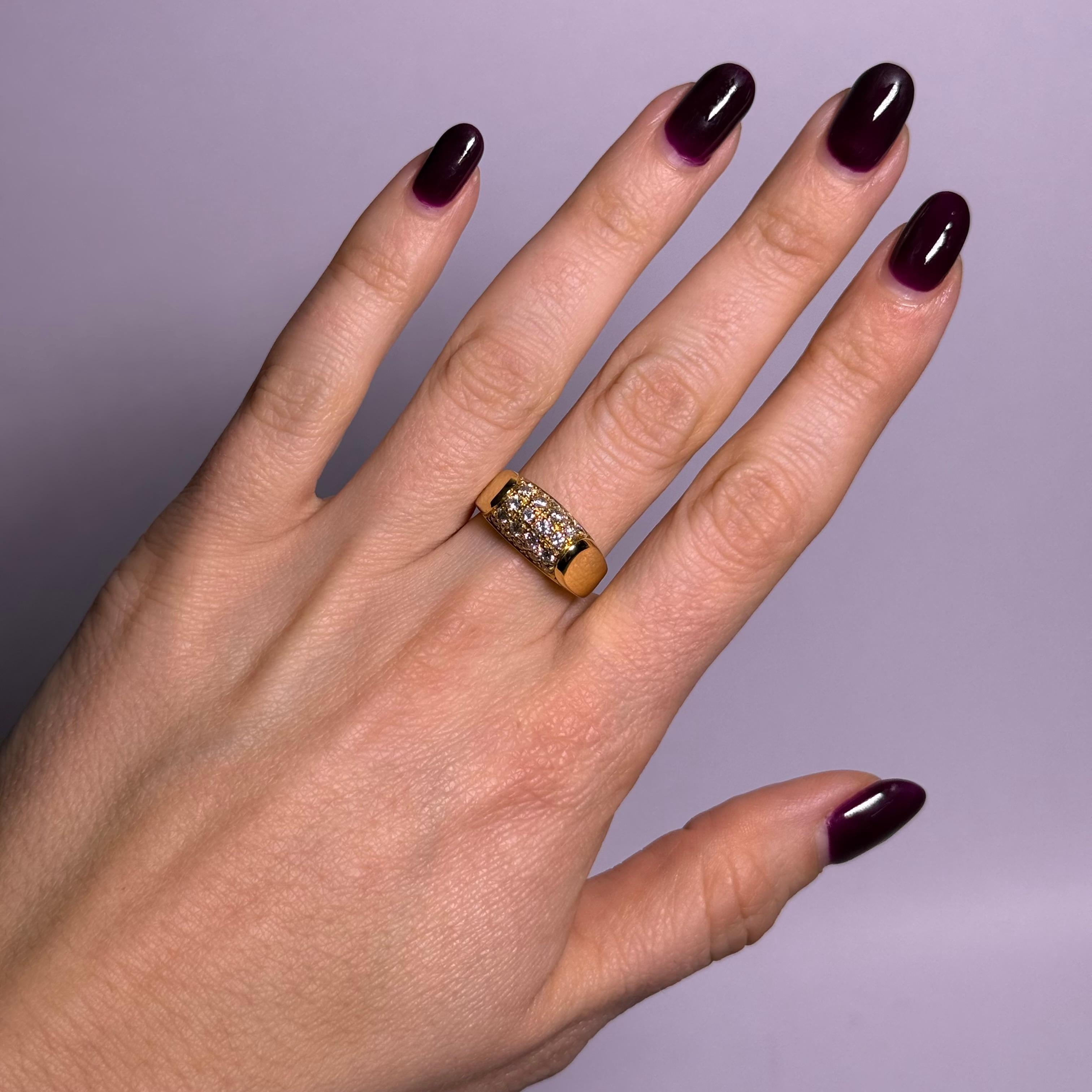 Bulgari Tronchetto Ring in 18 Karat Yellow Gold with Diamonds In Good Condition For Sale In Lucerne, CH