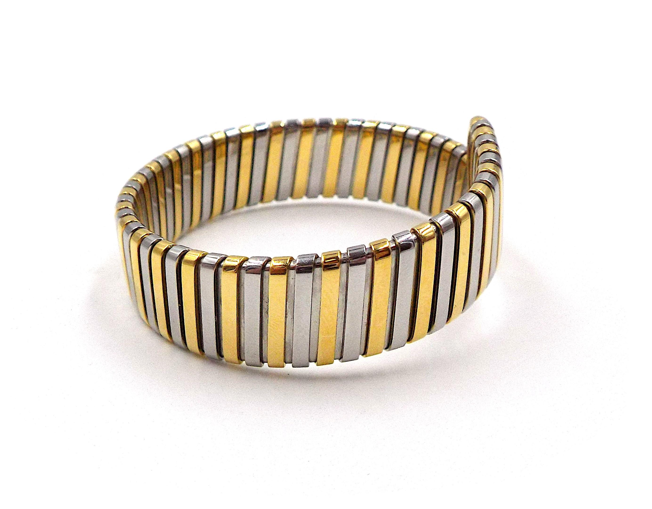 Bulgari Tubogas 18K Gold Flexible Cuff Bracelet In Good Condition For Sale In New York, NY