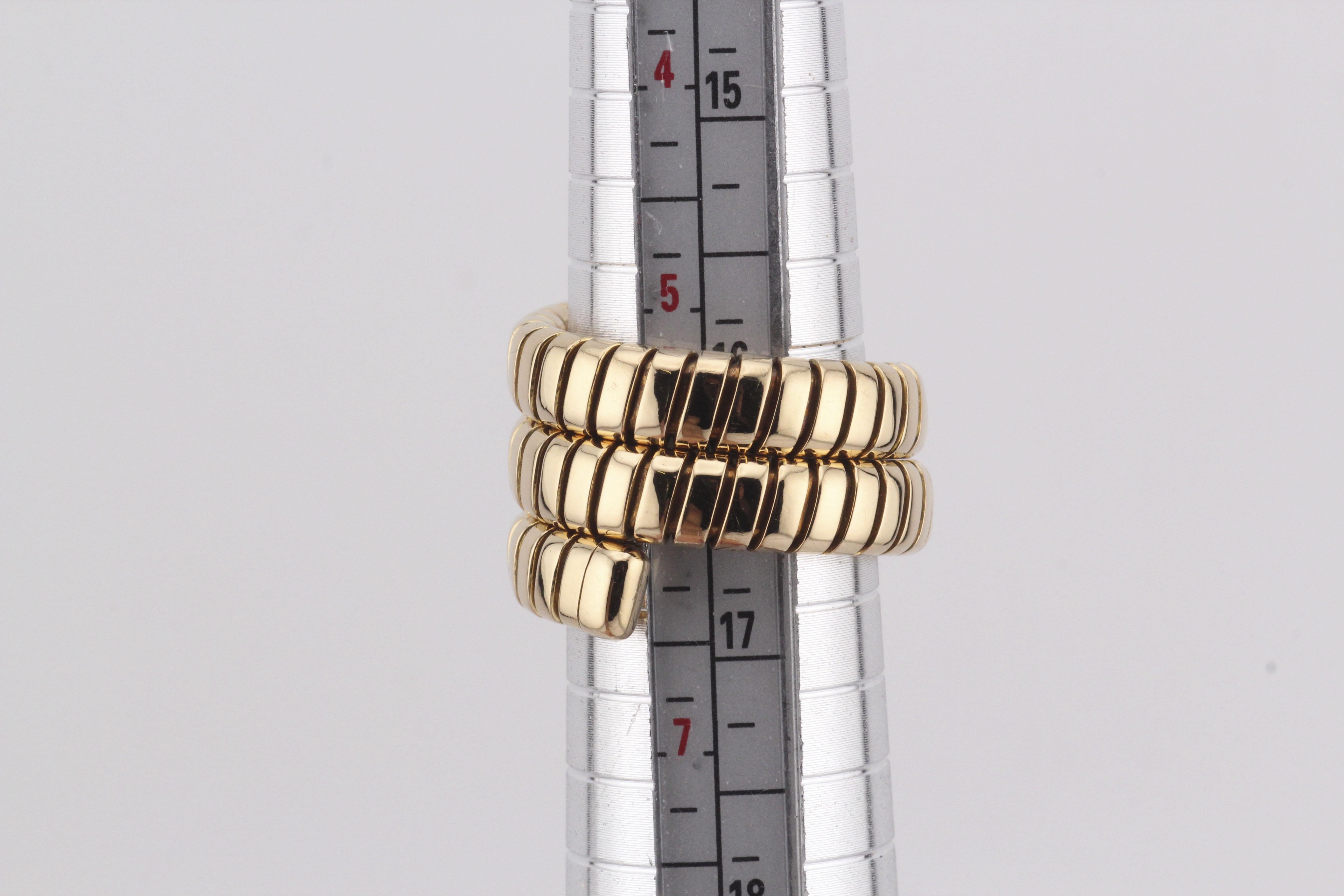 Bulgari Tubogas 18K Yellow Gold Flexible Snake Ring Size 5.5 For Sale 3