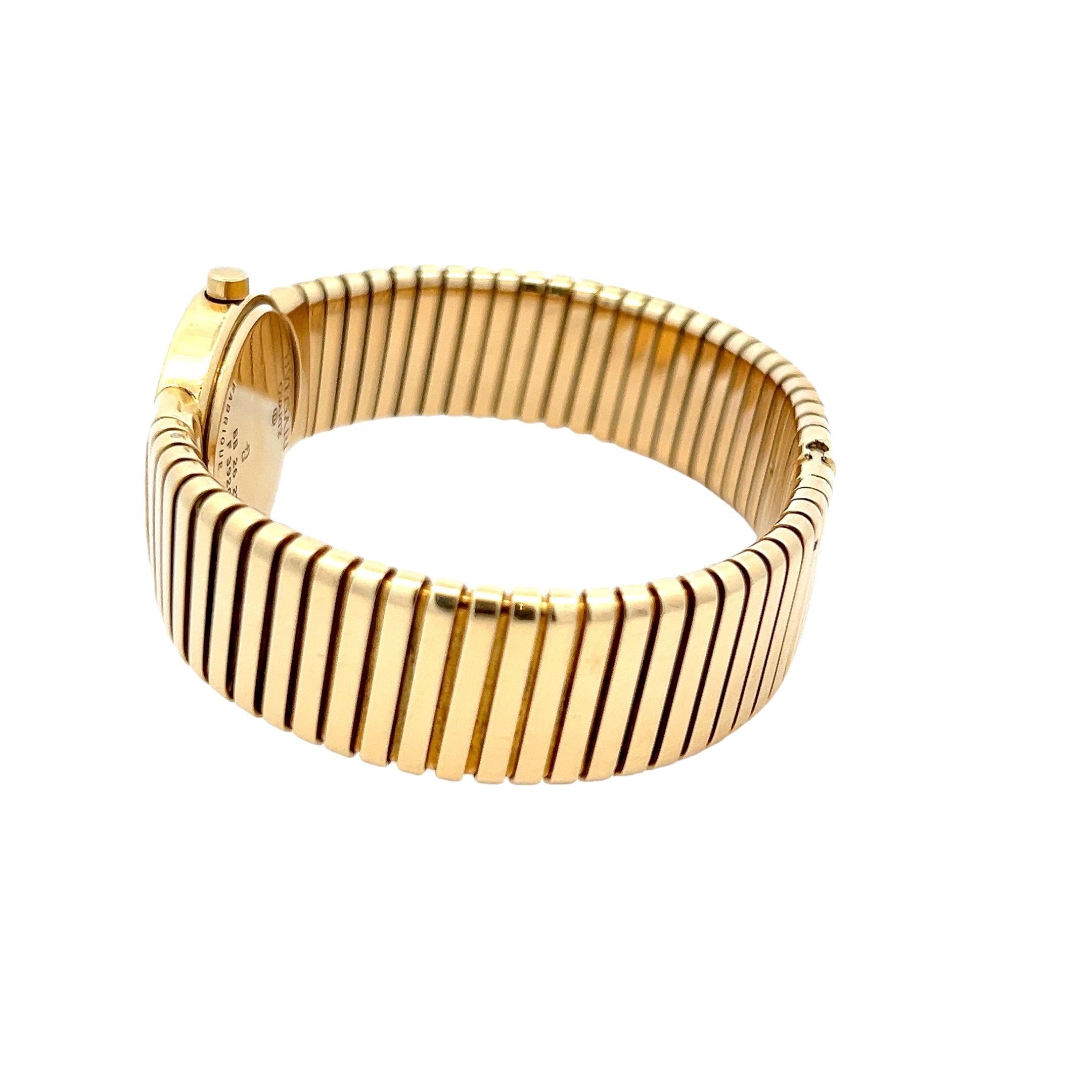 Retro Bulgari Tubogas 18K Yellow Gold Quartz Watch – 98.5 Grams For Sale