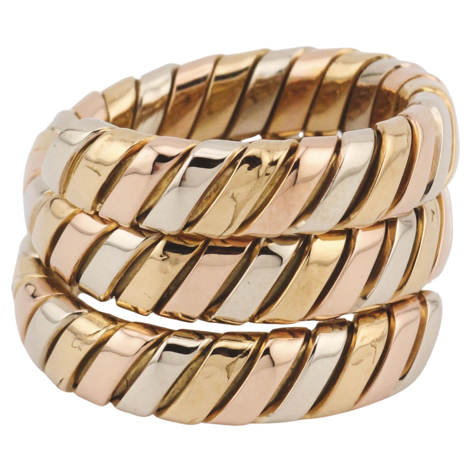 Bulgari Tubogas, bague serpent souple en or 18 carats 3 couleurs, taille 6,5 en vente