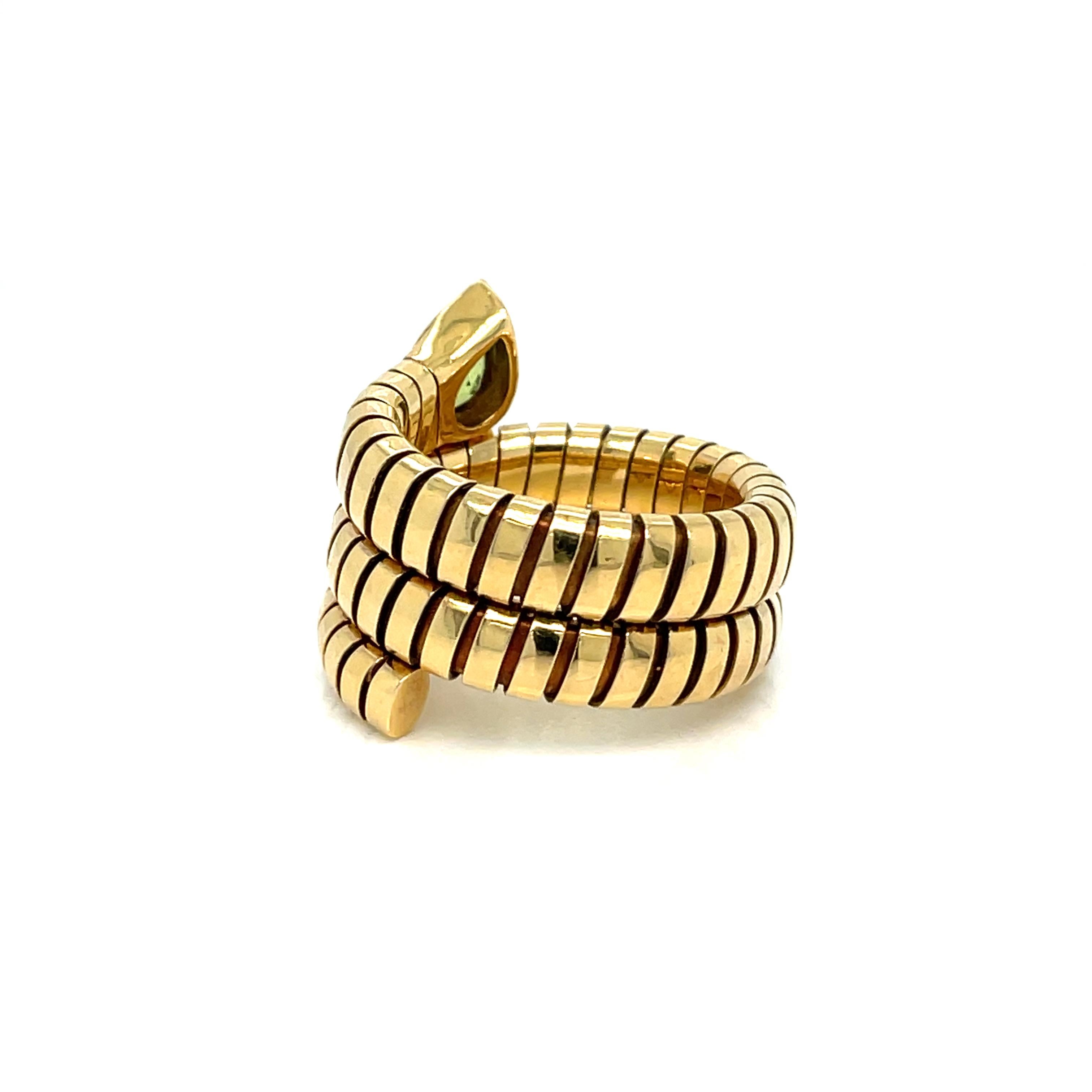 Contemporary Bulgari Tubogas Serpenti Peridot 18k Yellow Gold 3-Row Ring