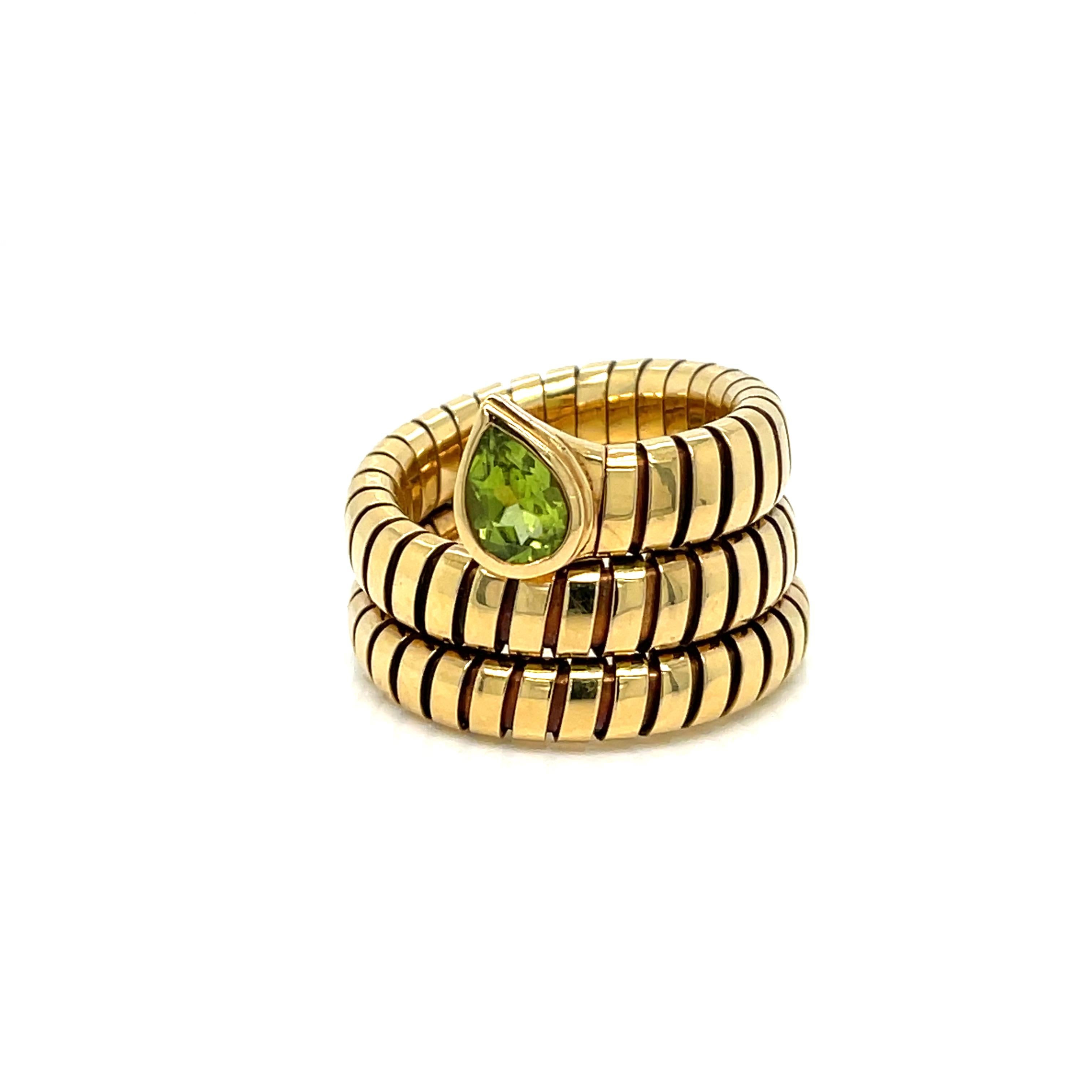 Women's Bulgari Tubogas Serpenti Peridot 18k Yellow Gold 3-Row Ring