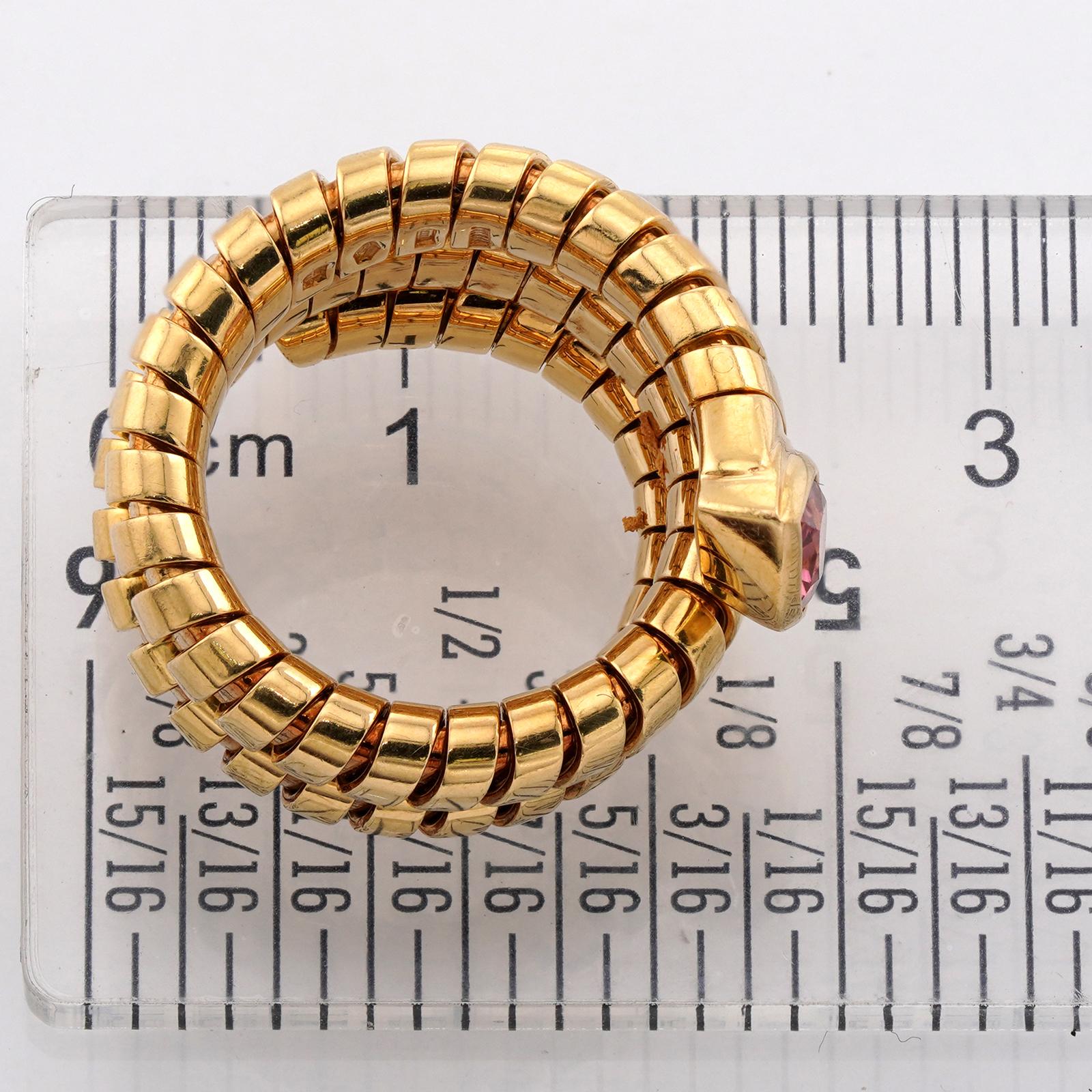 BULGARI Tubogas Serpenti Pink Tourmaline Yellow Gold 3-Row Ring For Sale 3