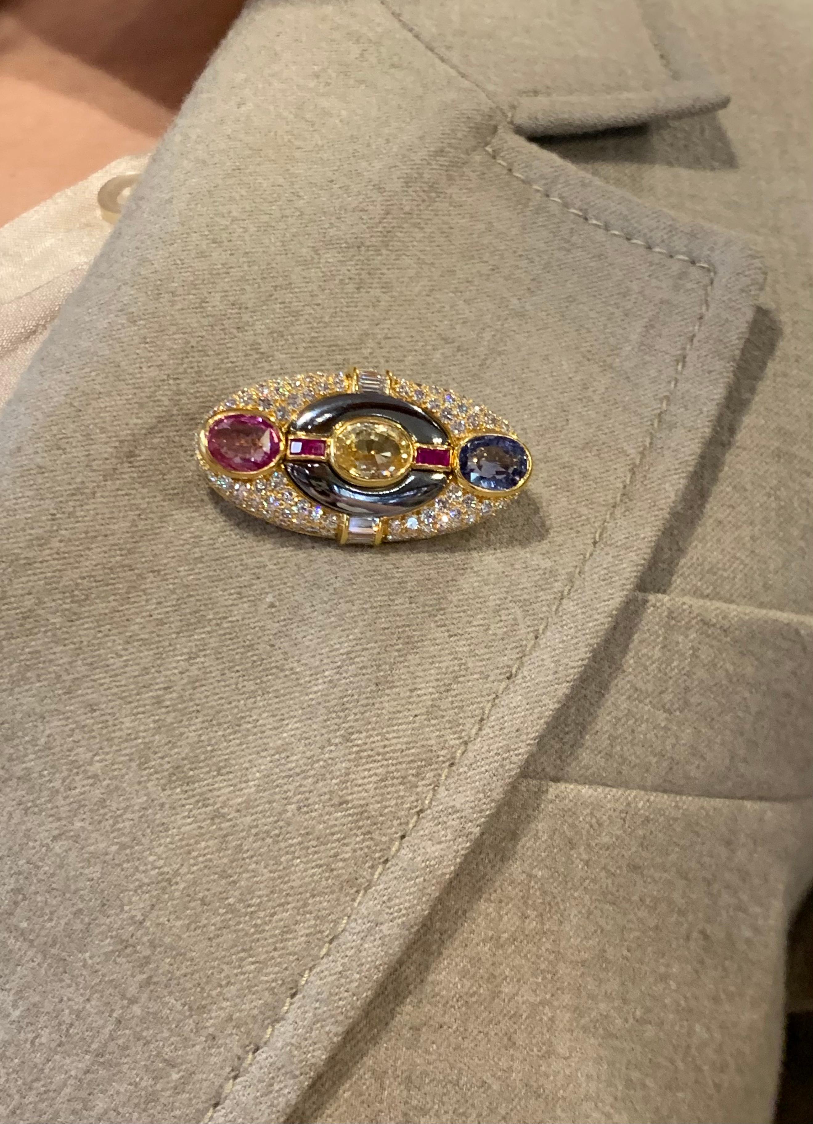 Bulgari Unique Multicolor Sapphire and Diamond Brooch In Excellent Condition For Sale In New York, NY