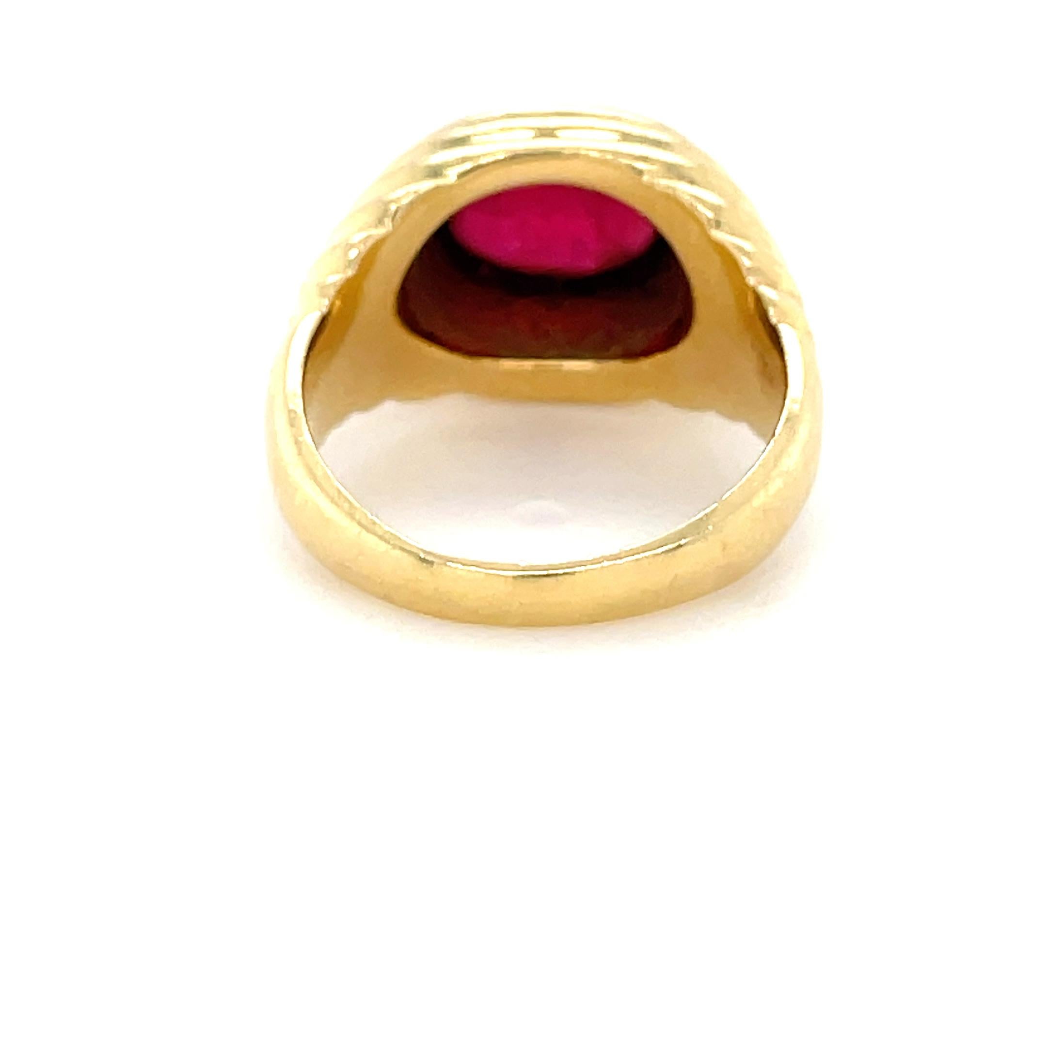 Modern Bulgari, Vintage 18K Yellow Gold and Rubelite Ring For Sale