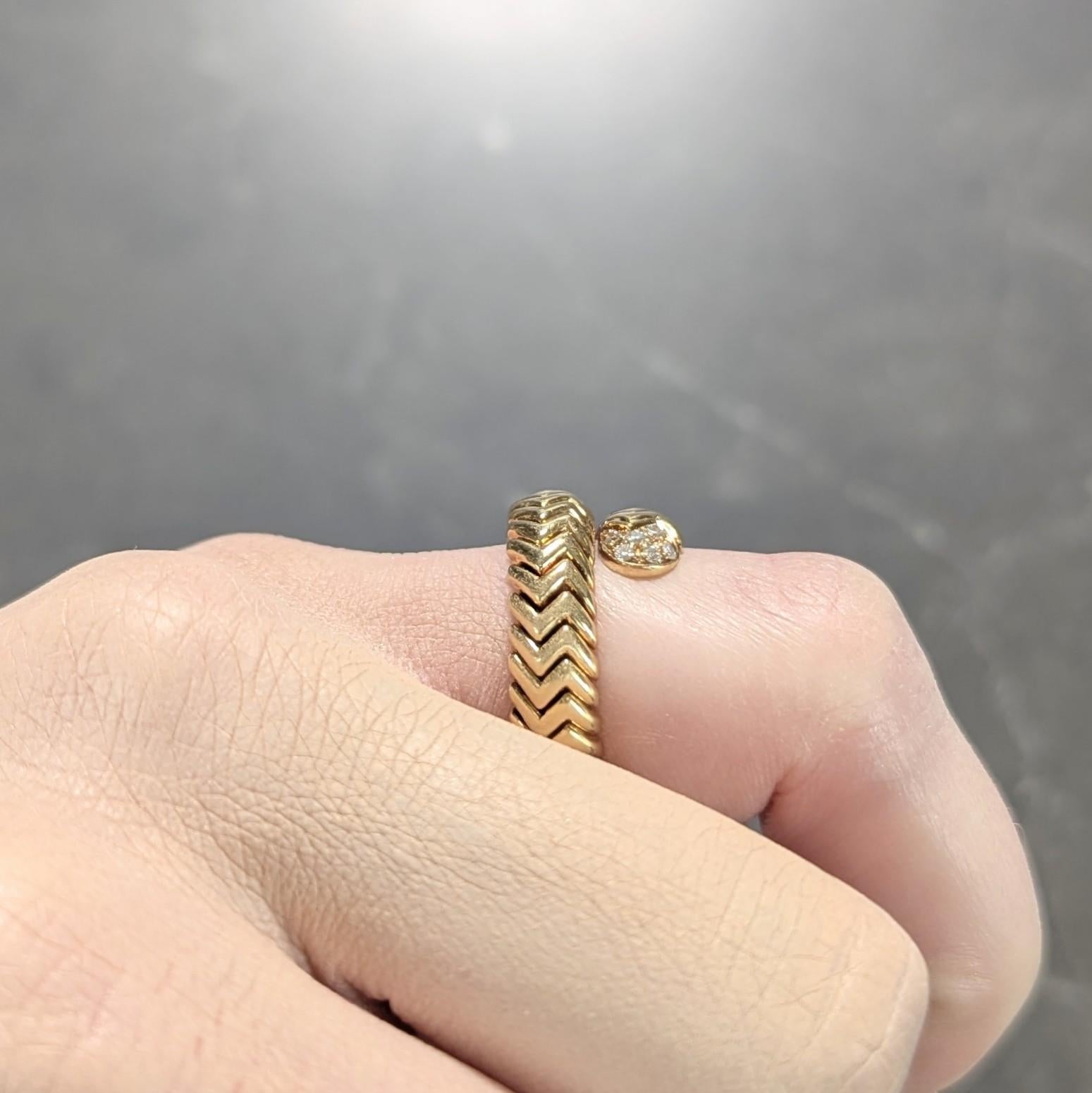 Bulgari Vintage Diamond 18 Karat Yellow Gold Spiga Tubogas Bypass Ring 4