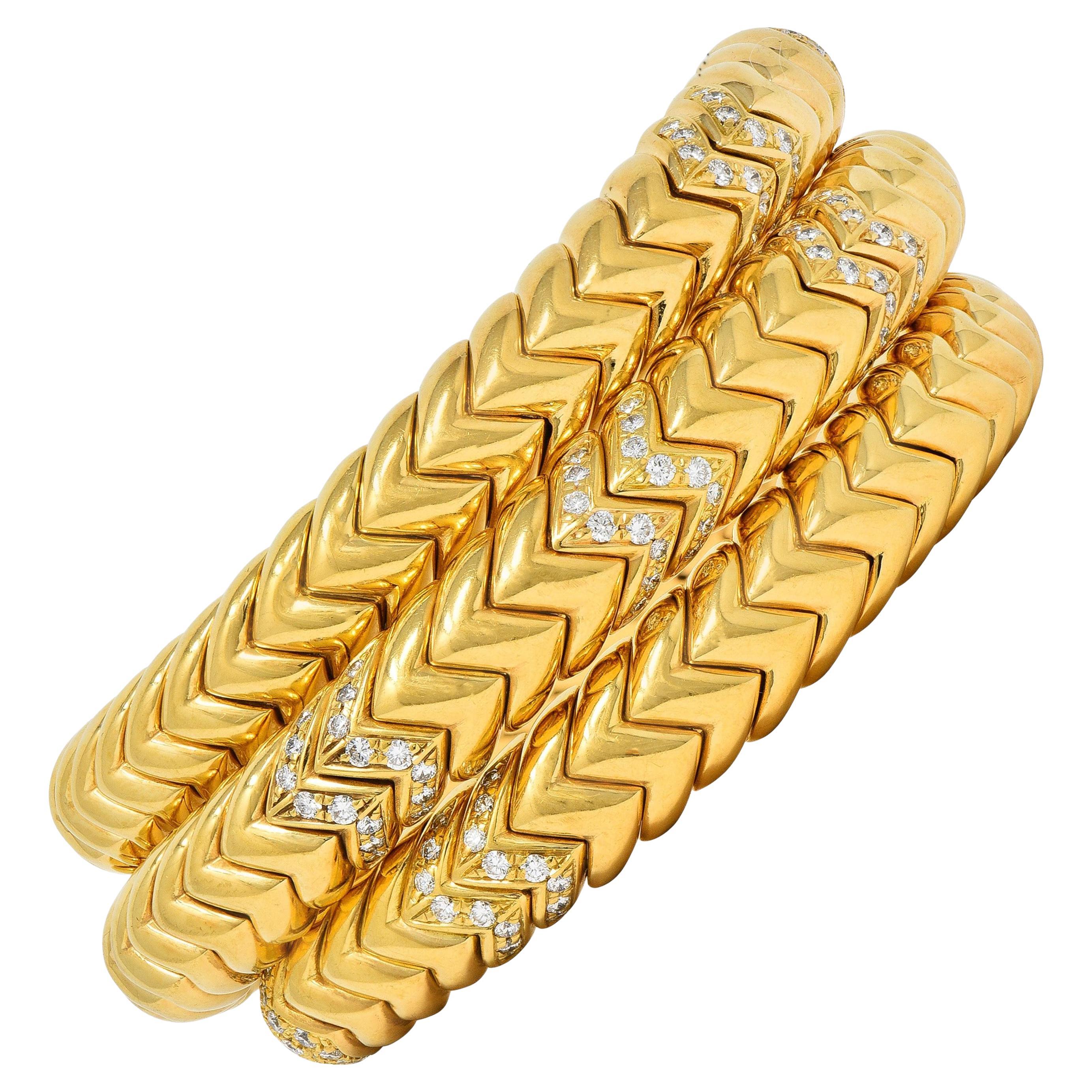 Bulgari Bracelet à trois tiges Spiga Tubogas vintage en or jaune 18 carats et diamants en vente