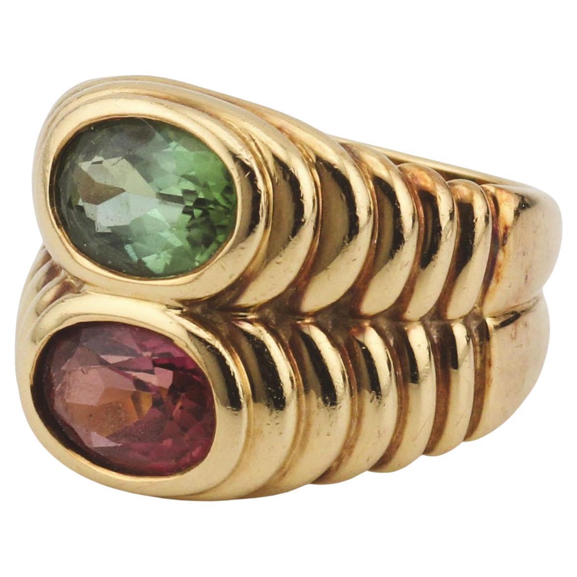 Bulgari Vintage Doppio Grün Rosa Turmalin 18k Gold Ring Größe 5,5 im Angebot