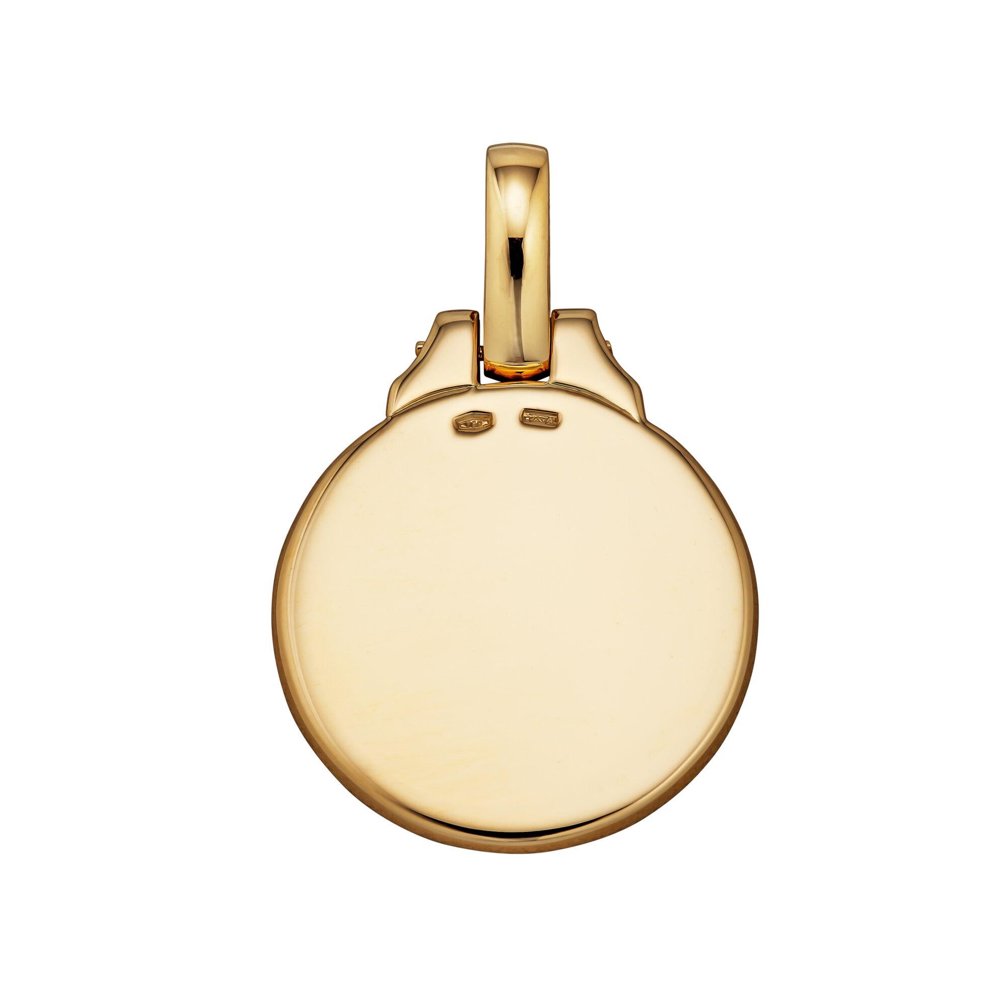Bulgari Vintage Gold Cancer Zodiac Pendant Charm In Excellent Condition In Greenwich, CT