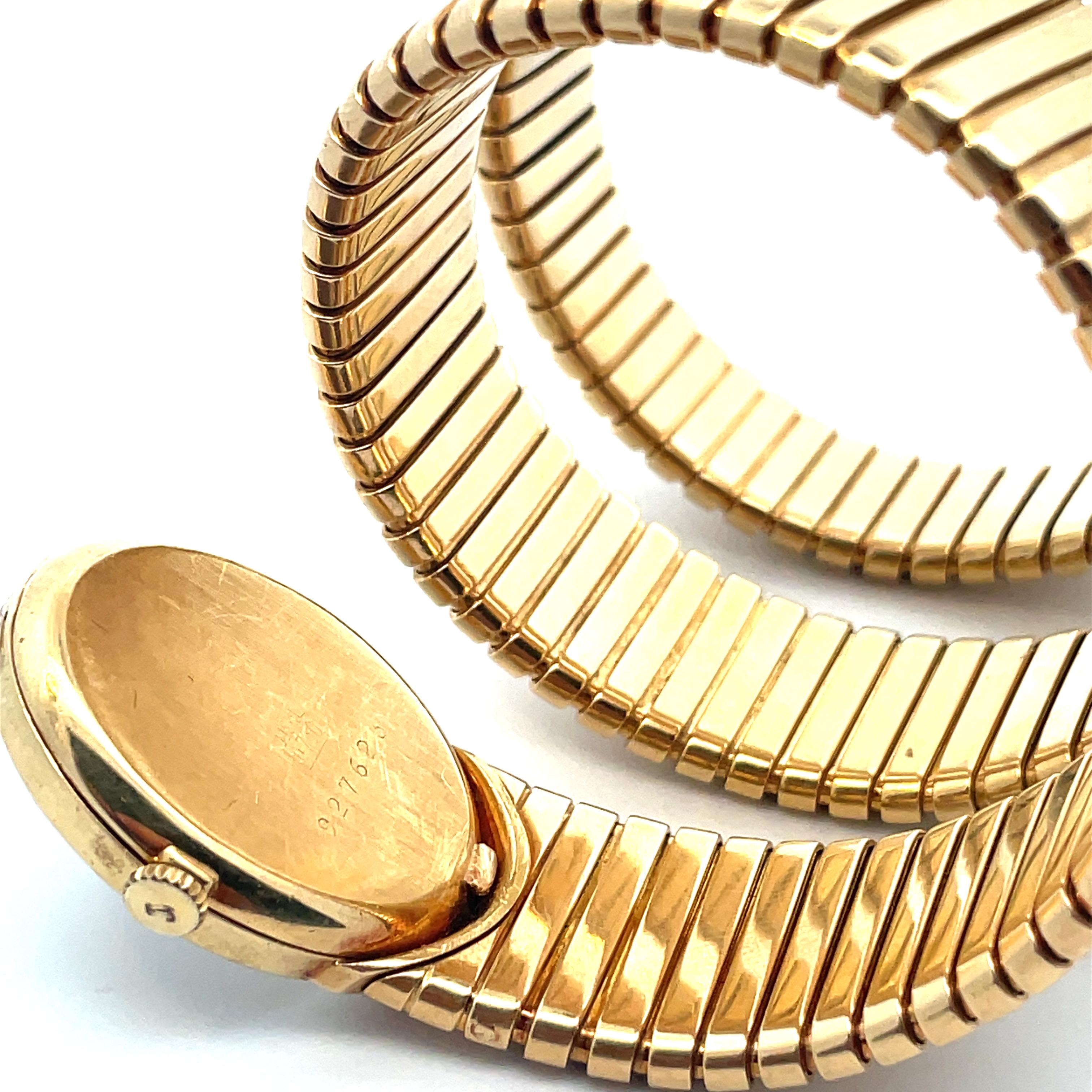 Montre-bracelet vintage Serpenti Tubogas avec cadran ovale Juvenia en or 18 carats de Bulgari  en vente 4