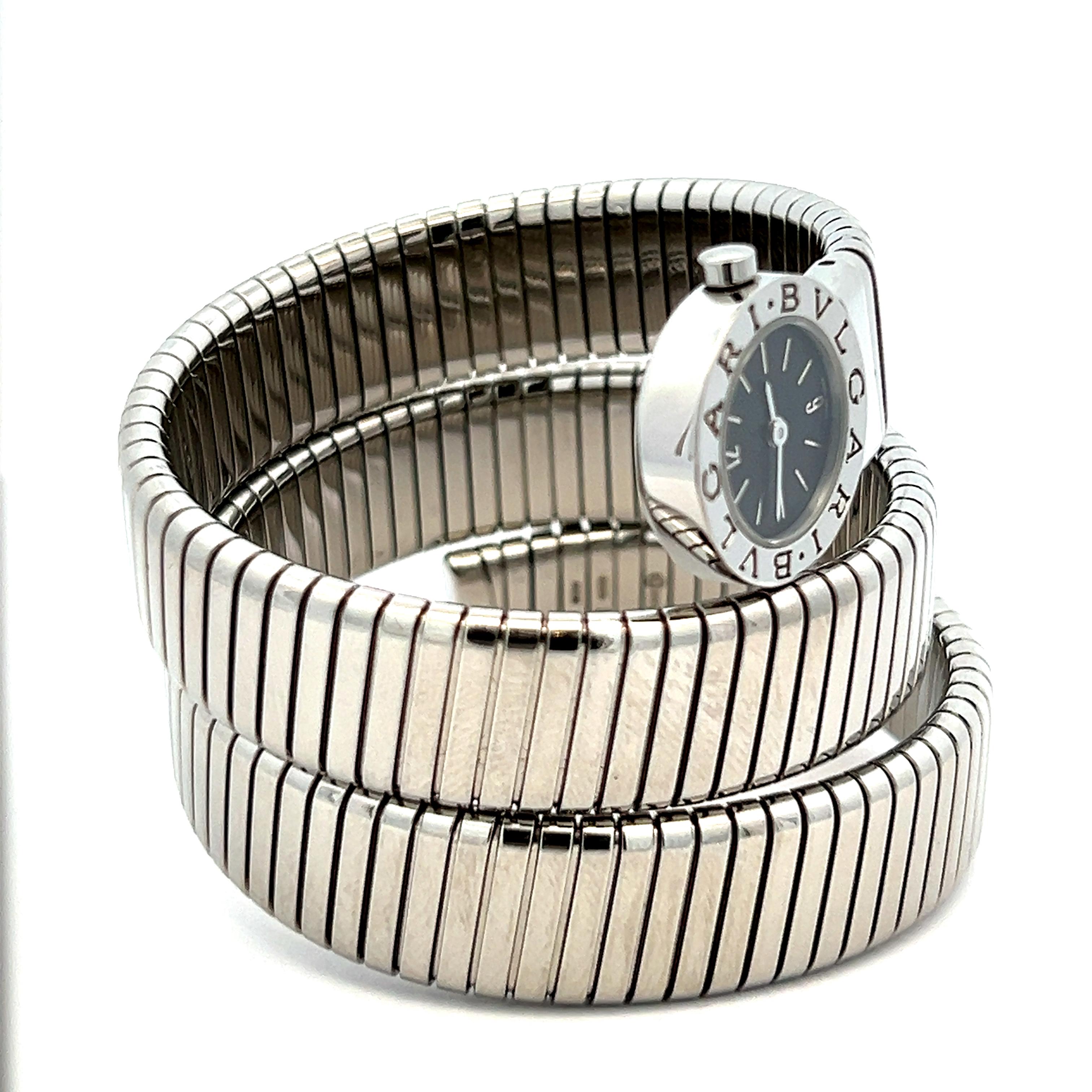 Bulgari Vintage Edelstahl Steele Serpenti Tubogas Uhr (Art déco) im Angebot