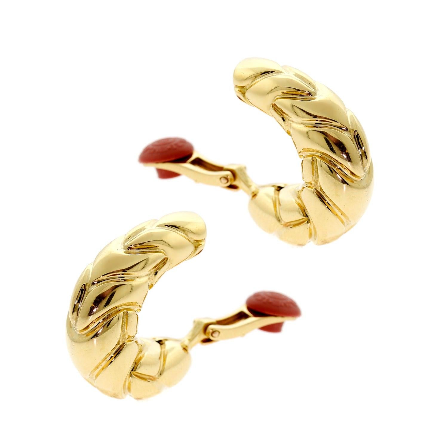Bulgari Vintage Yellow Gold Hoop Earrings In Excellent Condition In Feasterville, PA