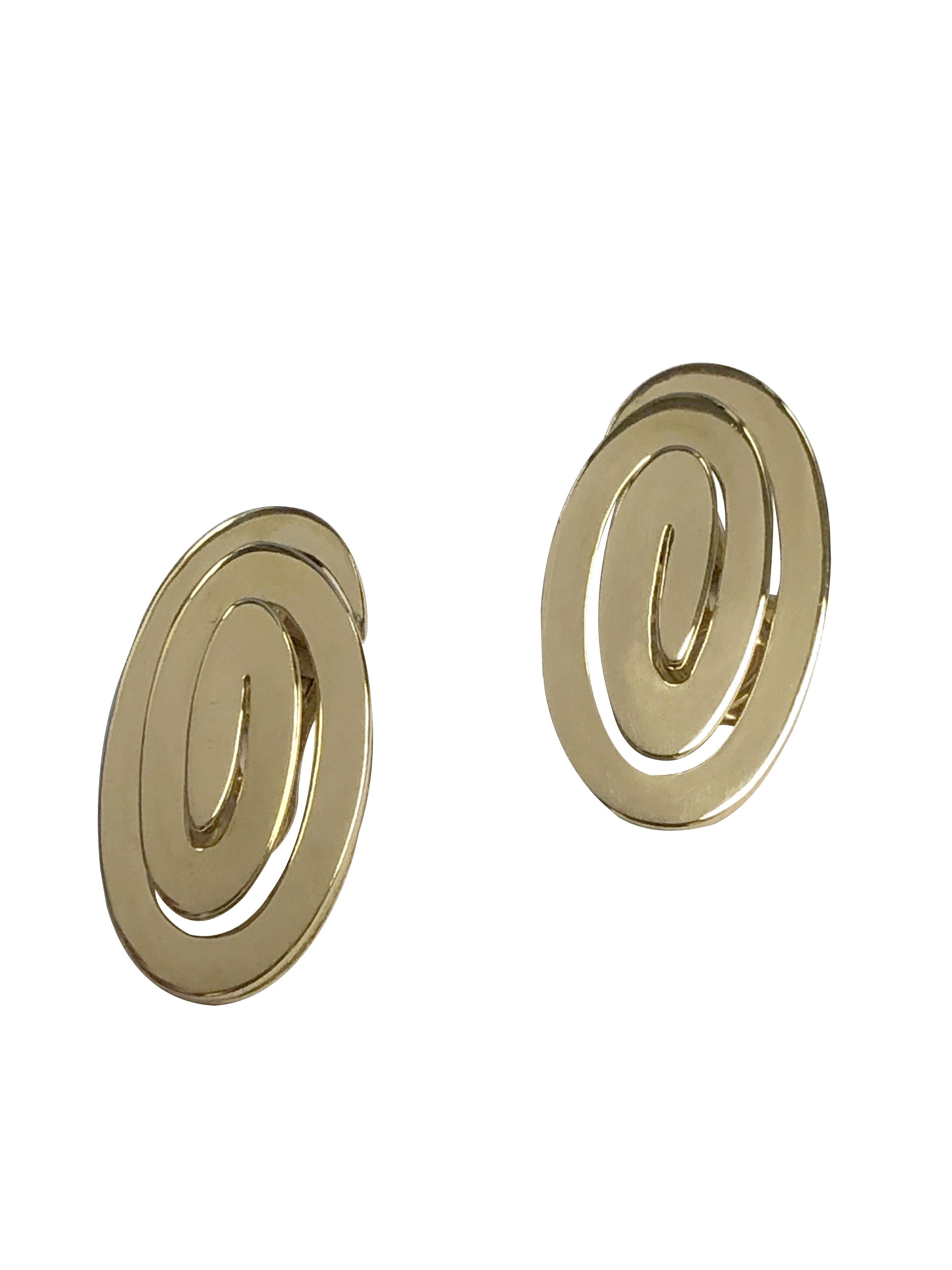 Bulgari Vintage Yellow Gold Swirl Earrings In Excellent Condition For Sale In Chicago, IL