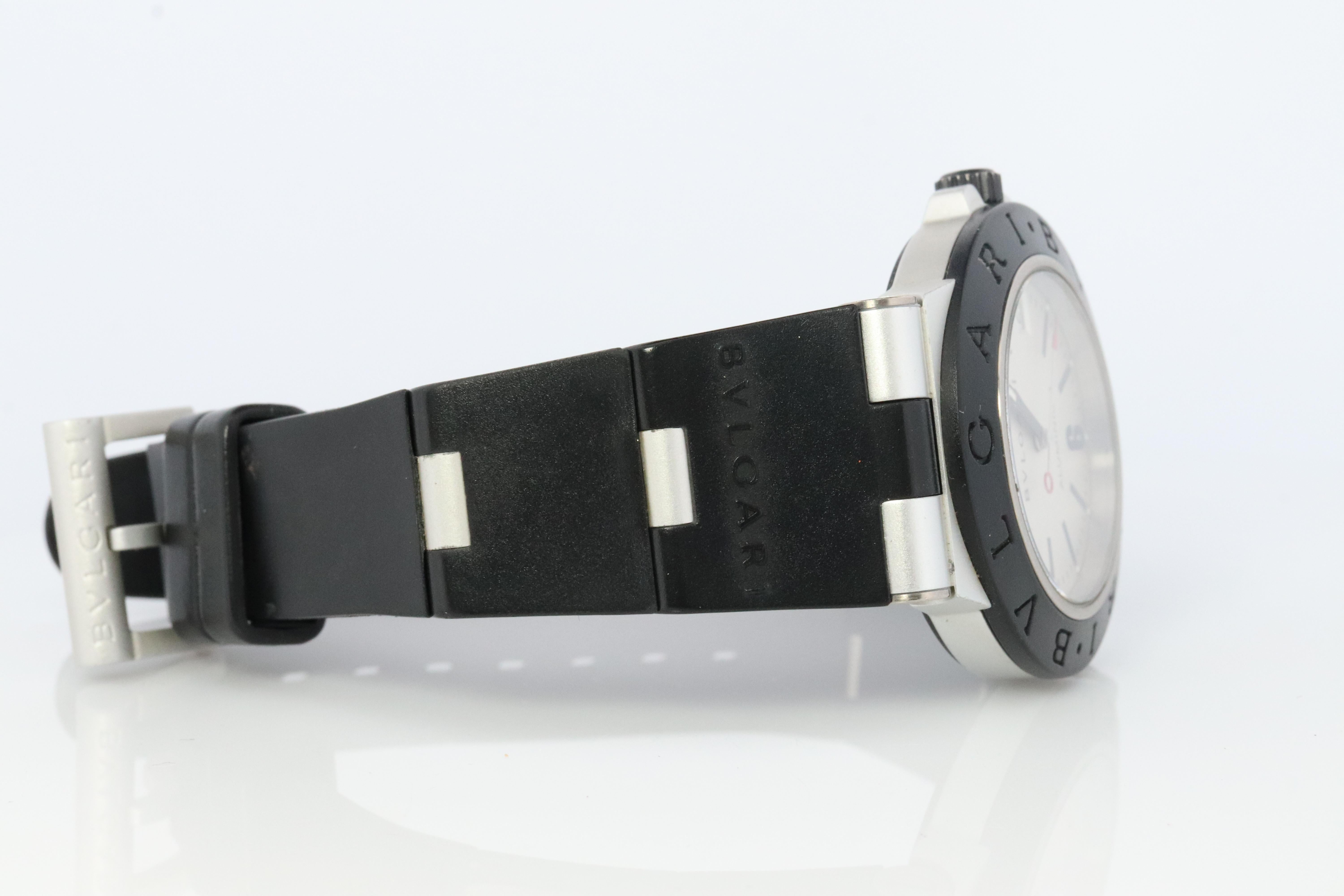 Bulgari-Uhr. Bvlgari AL 38 TA Automatik-Herrenuhr. Bvlgari Aluminium-Kunststoff Gummi (Moderne)