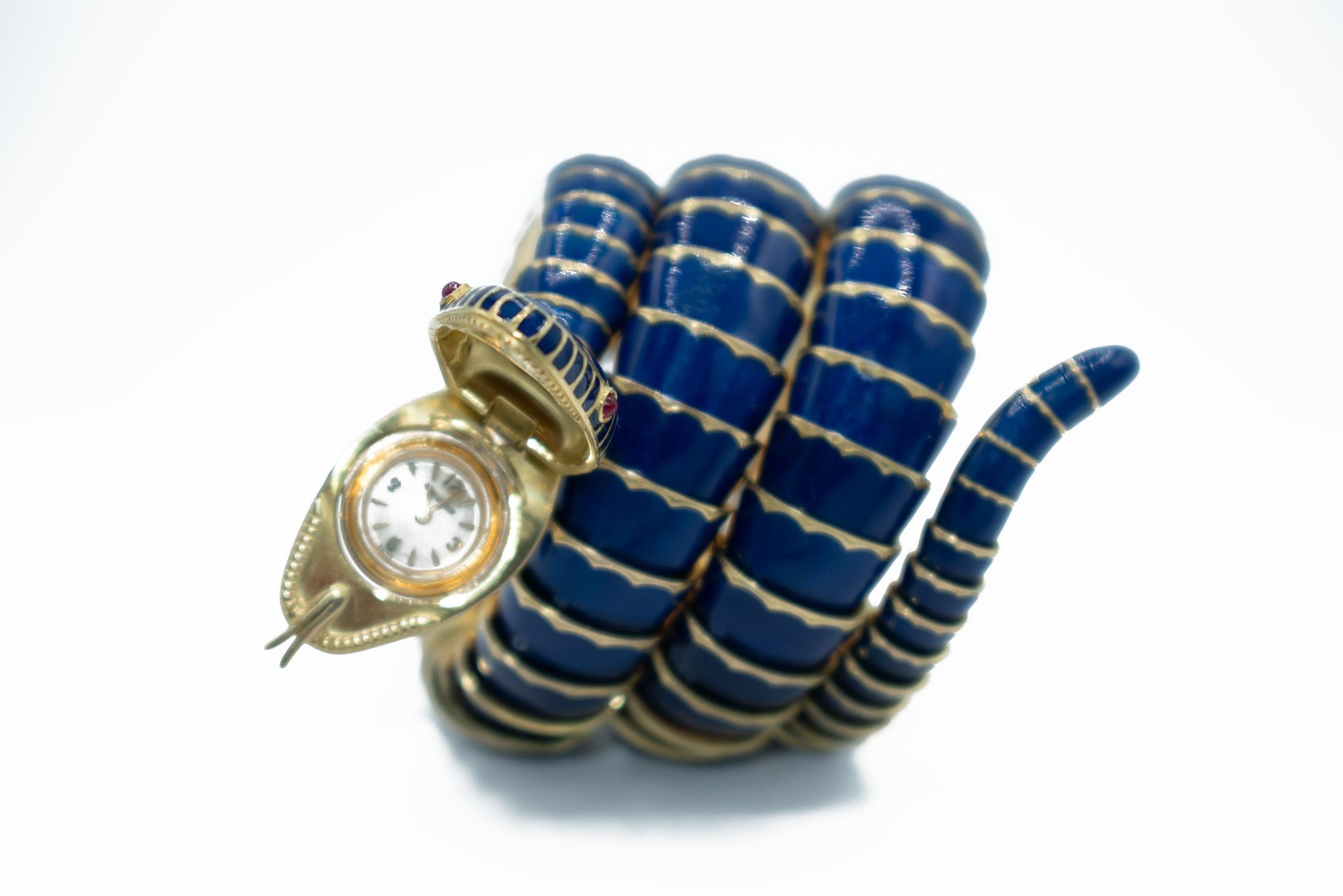 A masterpiece of exquisite craftsmanship and timeless allure, this Bulgari Serpenti bracelet seamlessly intertwines the house’s bold Roman heritage with Swiss precision. Meticulously sculpted in sinuous, lifelike coils, the bracelet is adorned with