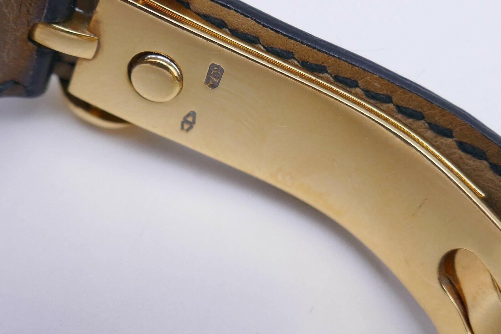 Bulgari Montre-bracelet BB33 en or jaune avec cadran noir et boucle déployante en cuir en vente 1
