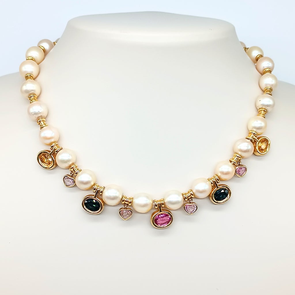 Bulgarische Halskette mit Perlen und Saphiren im Angebot