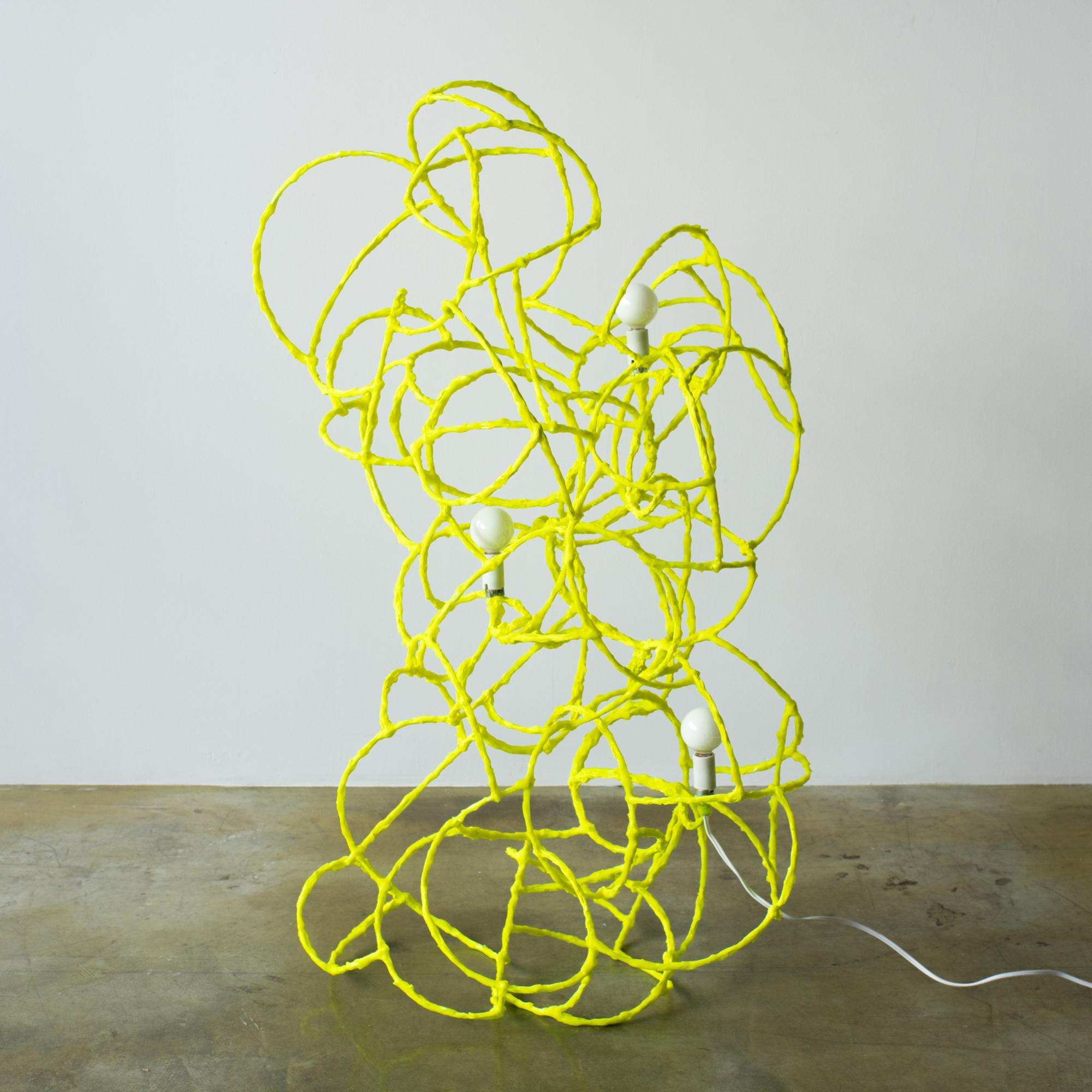 Bulge Lines: floor lamp yellow

This sculptural lighting is made of mainly a lot of wires bonded each. 
Three light bulbs are attached.  It is a lighting work of an artist with a sensitive style.

Light source 
E17 light bulb 10W or more.