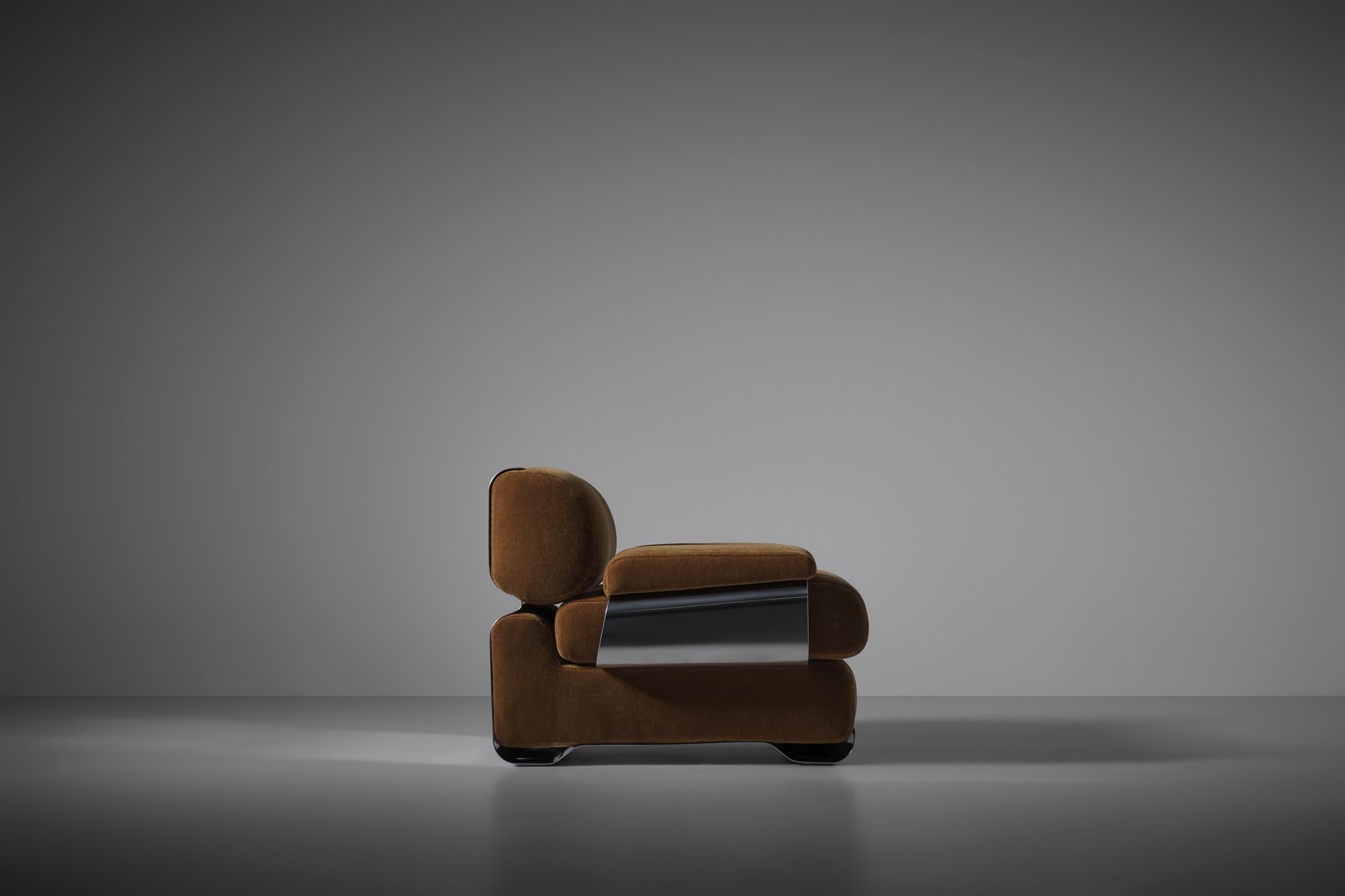 Bulky Aluminum and Mohair lounge chair by Gian Pietro Arosio for D.A.S., 1970s 1