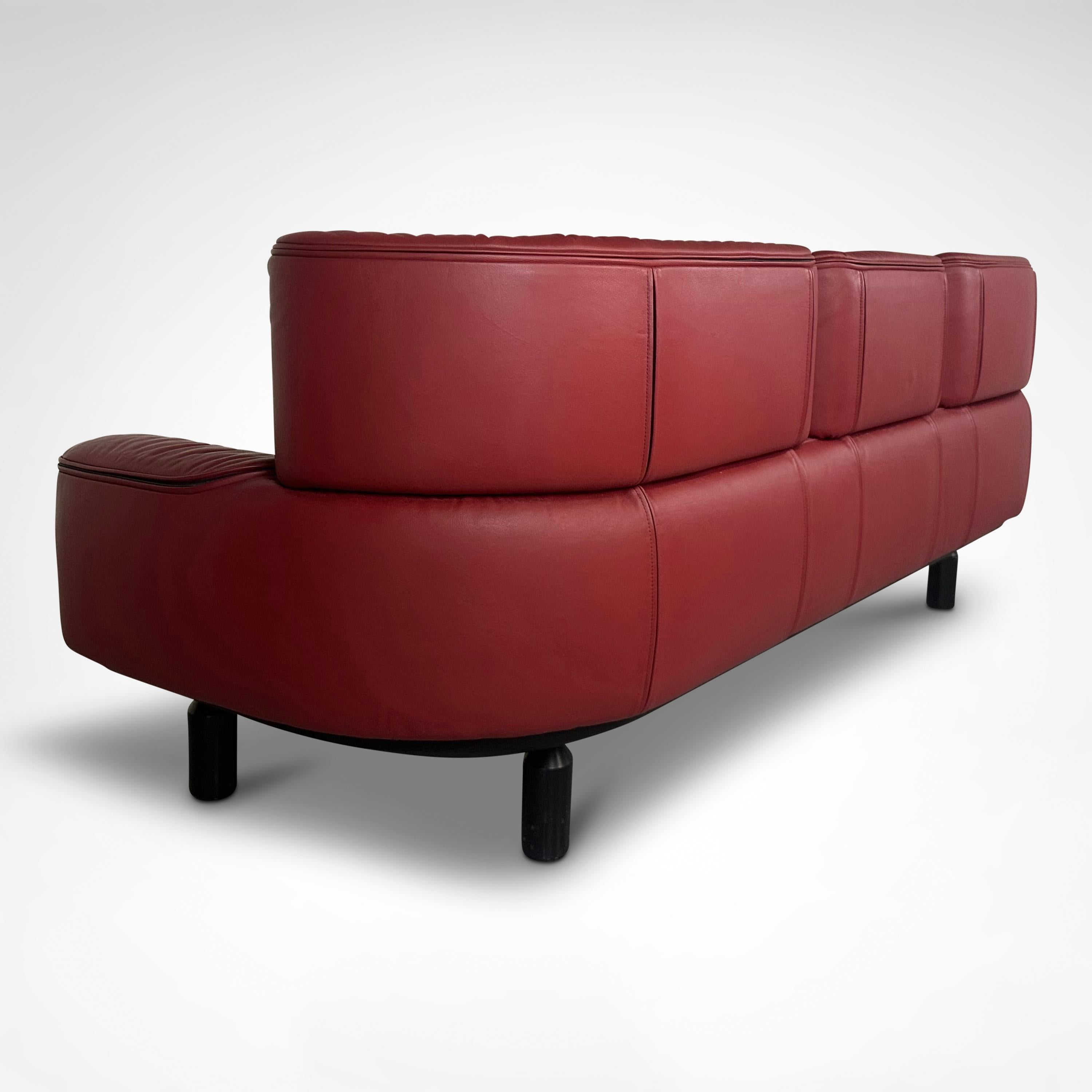 Bull 3-Sitzer-Sofa aus rotem Leder von Gianfranco Frattini für Cassina 1987 im Angebot 5