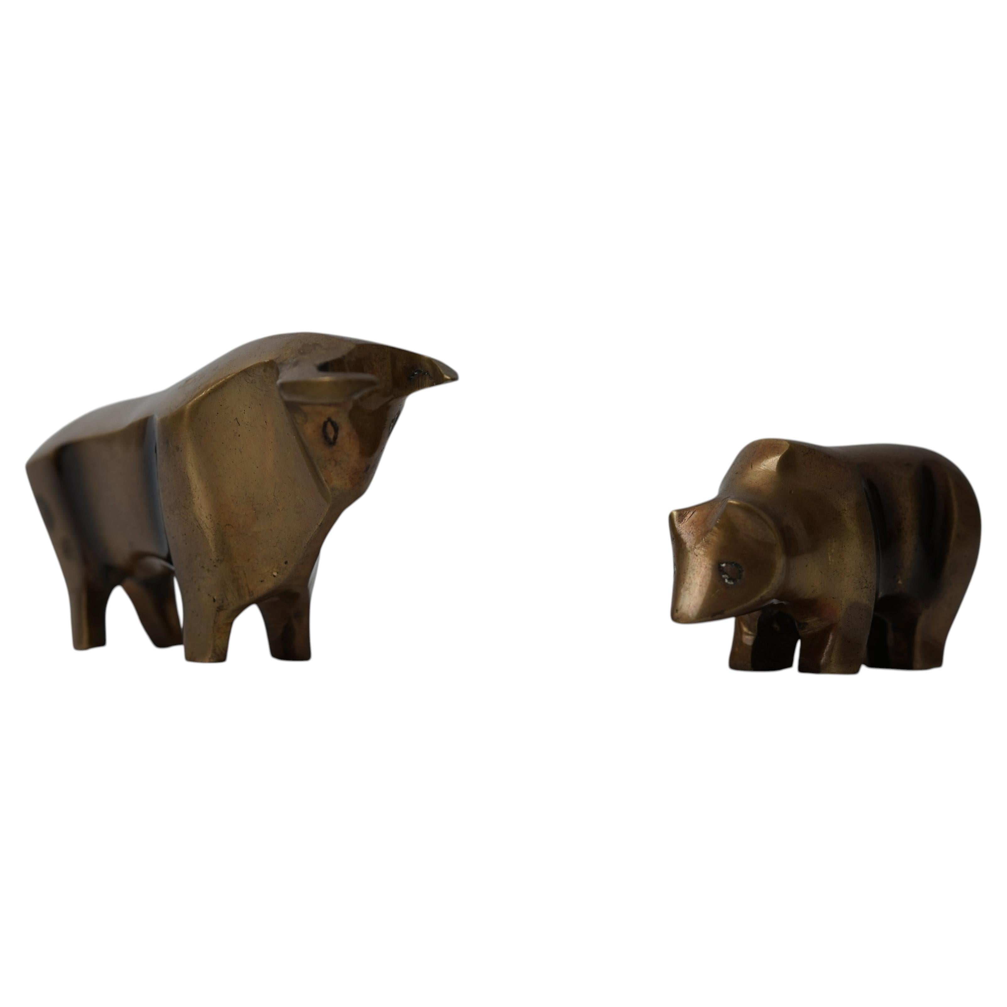 Bull and Bear Bronze Sculptures Symbols of the Frankfurt Stock Exchange For Sale