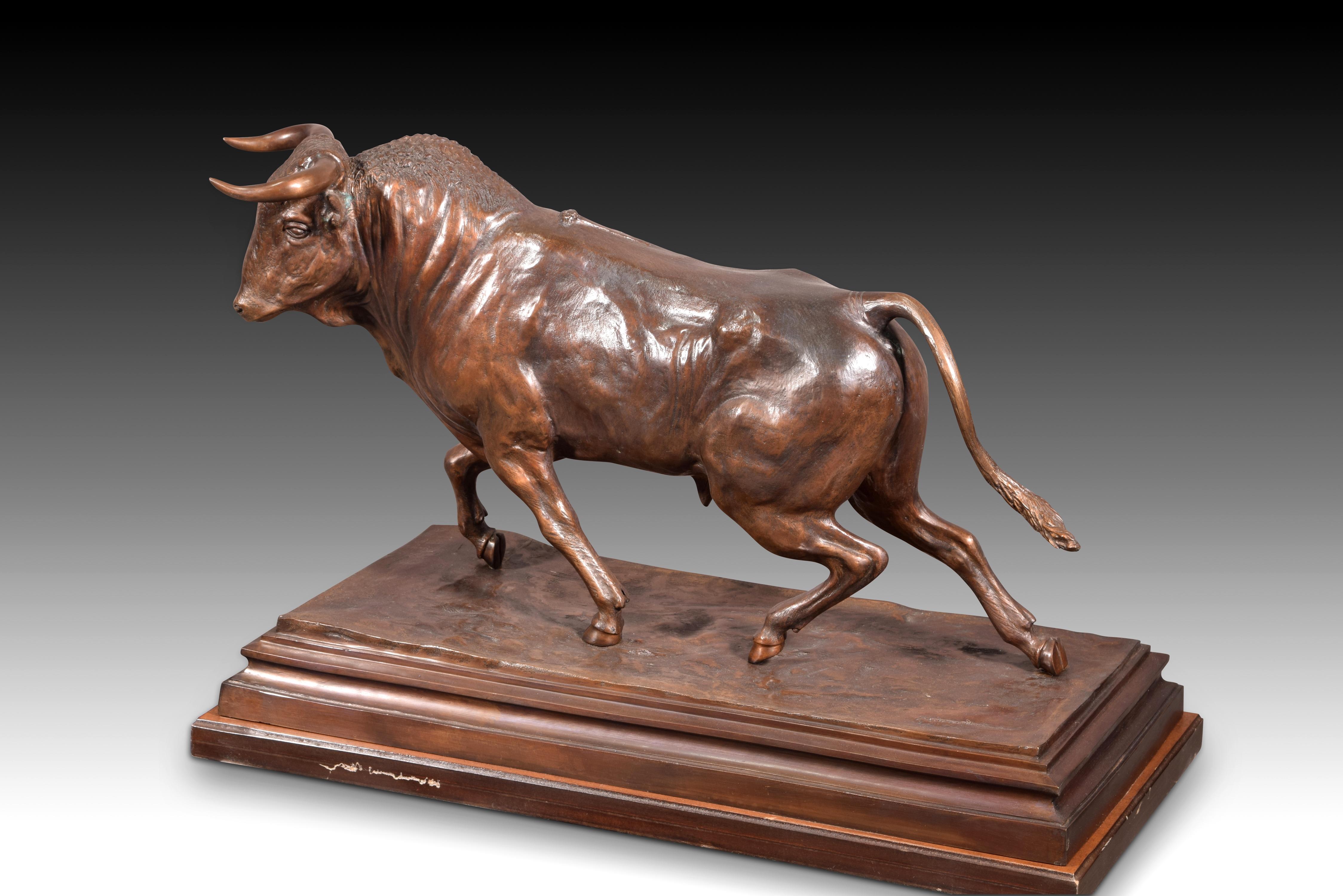 20th Century Bull, Bronze, After Benlliure Gil, Mariano For Sale