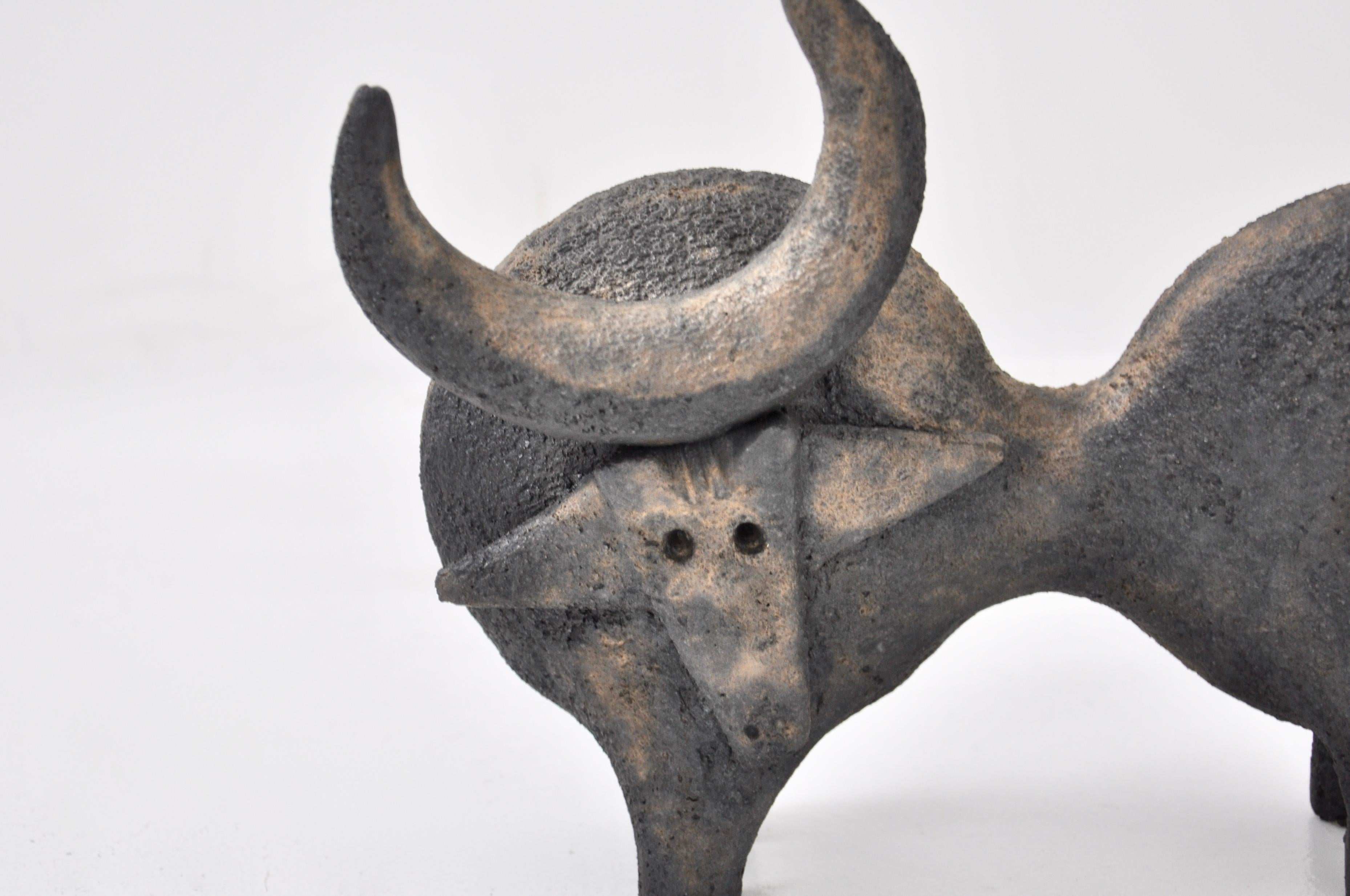 Céramique Bull de Dominique Pouchain en vente 1