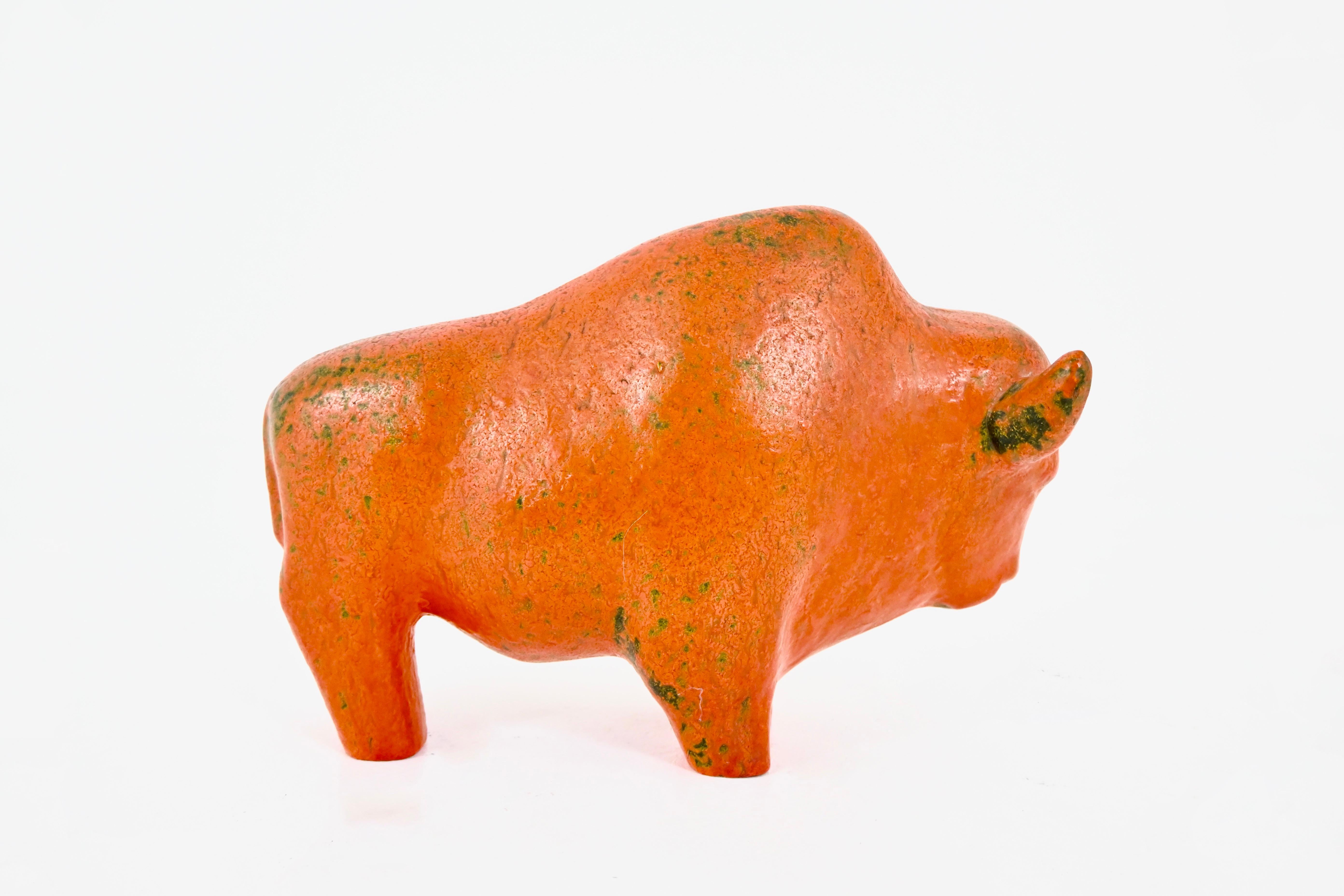 Milieu du XXe siècle Taureau en céramique de Kurt Tschörner pour Ruscha, années 1960 en vente