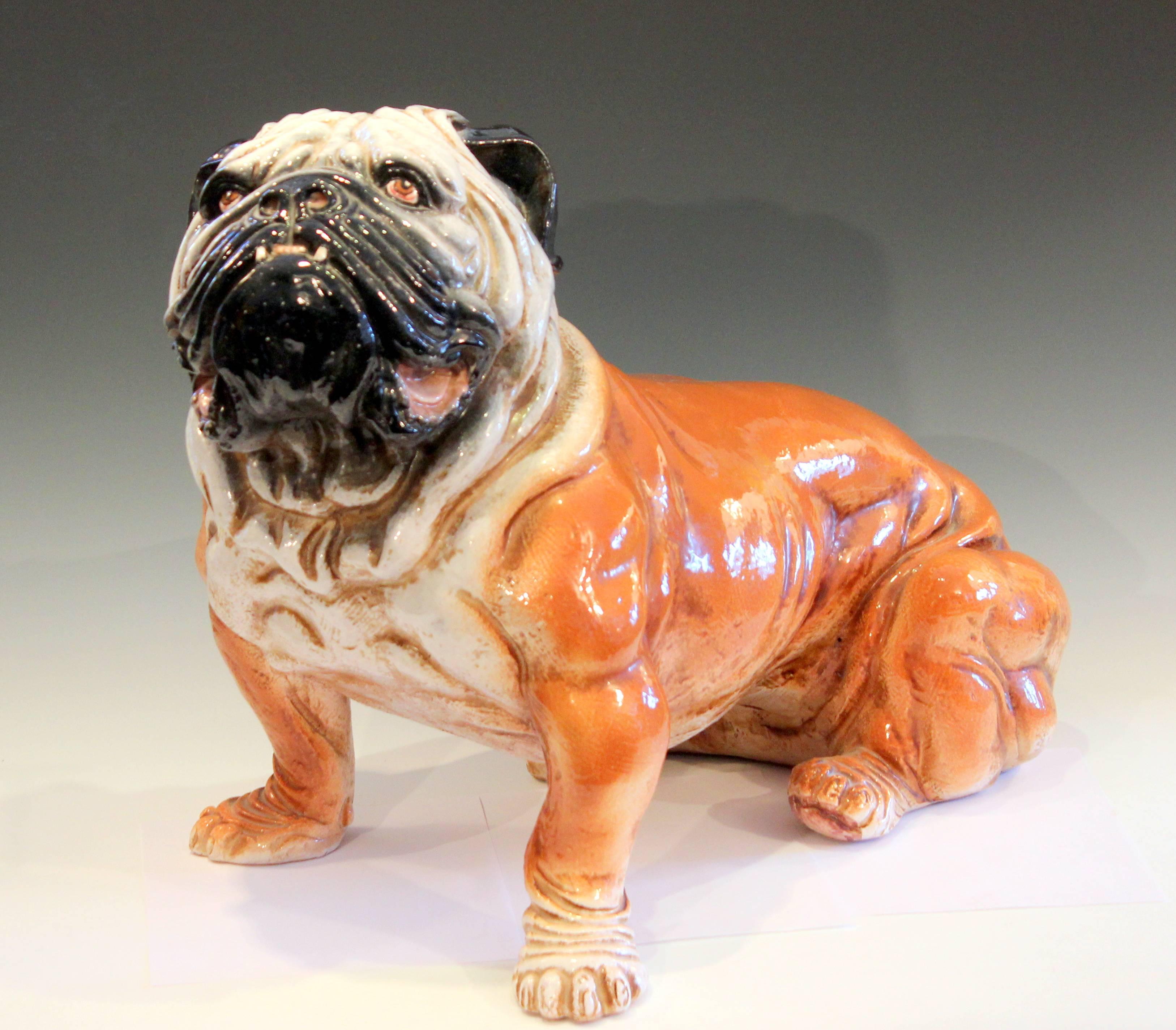 Lifesize vintage Bellini Italian pottery bulldog figure, circa 1970s-1980s. Large and heavy press molded pottery. Impressed Bellini mark. Measures: 45 pounds. 19