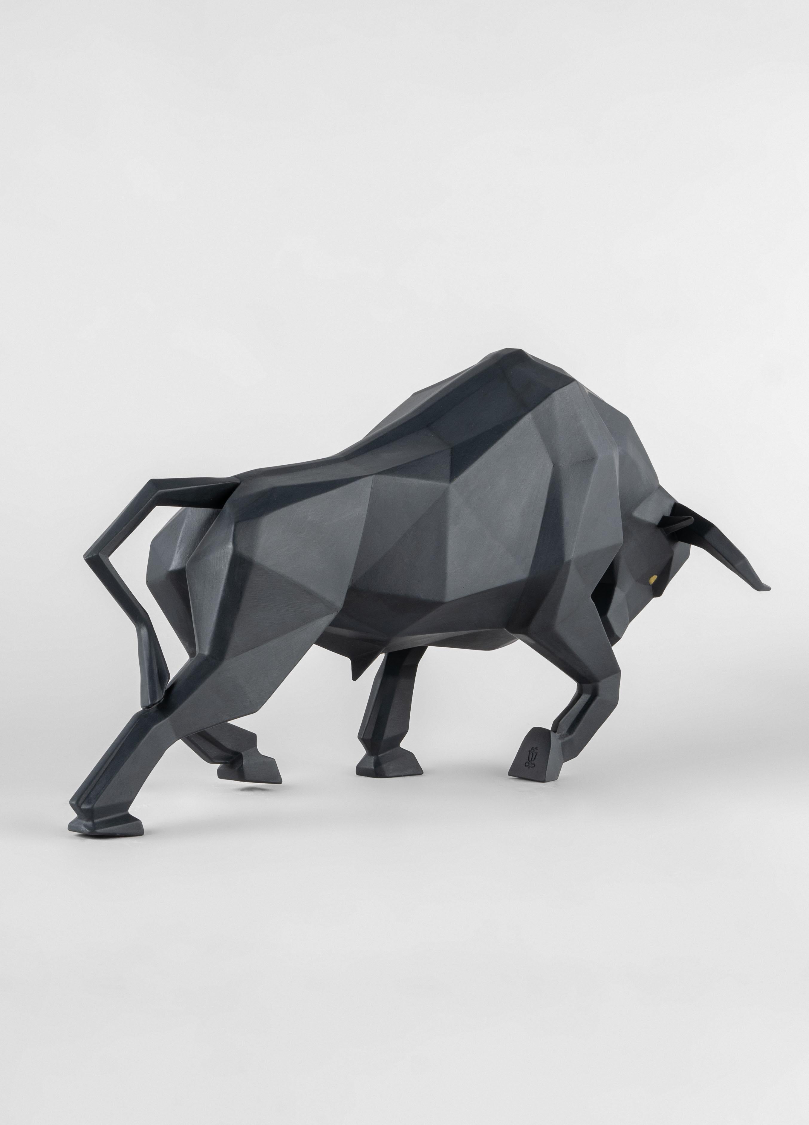 Hand-Crafted Bull 'Matte Black'