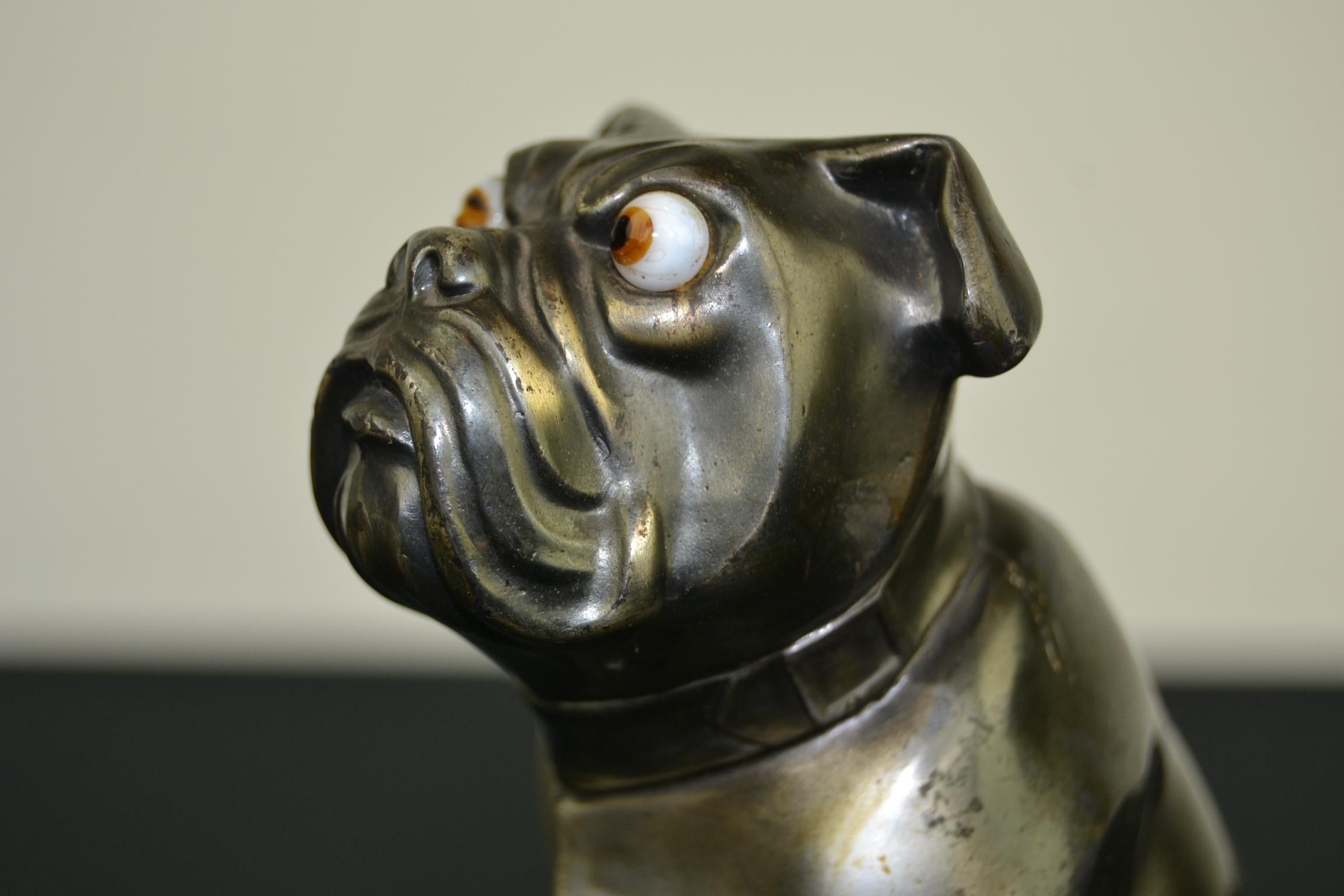 Bulldog-Buchstützen Franjou, Frankreich, Art déco (Patiniert) im Angebot