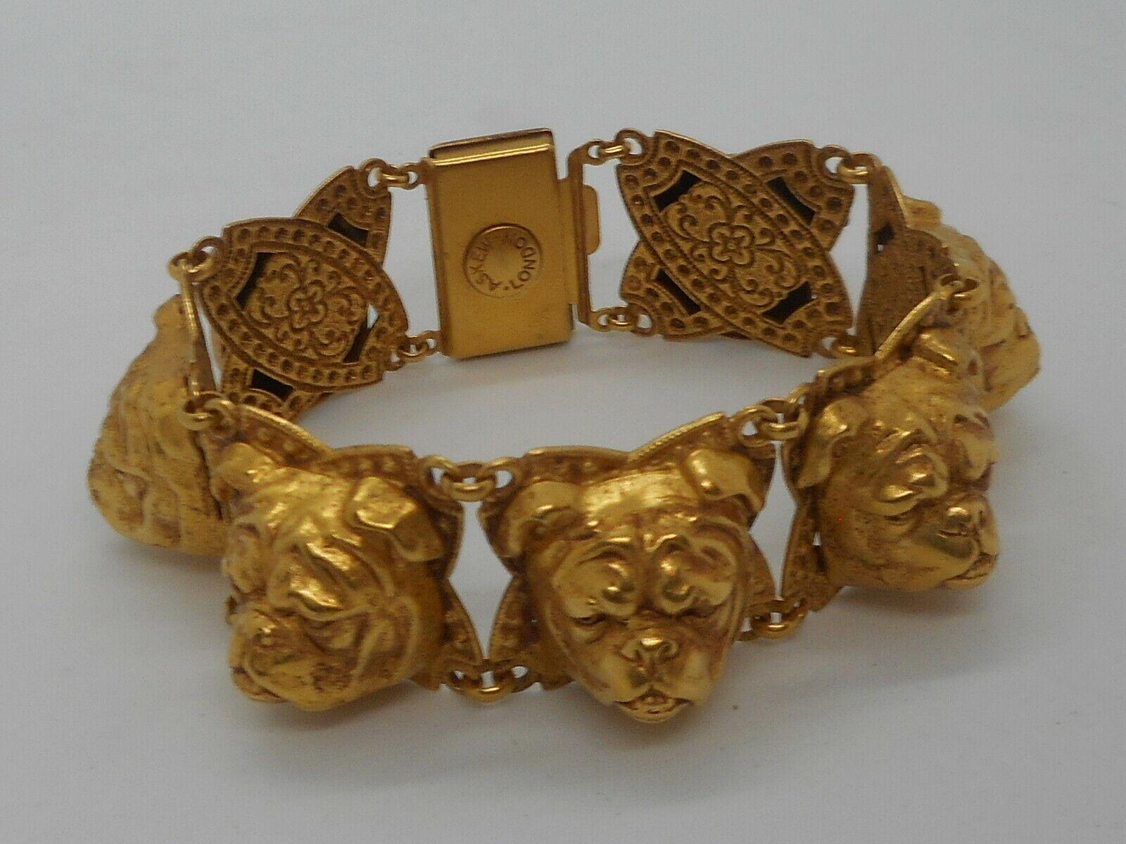 Bulldog Head Askew London Gilt Link Bracelet In New Condition For Sale In Montreal, QC