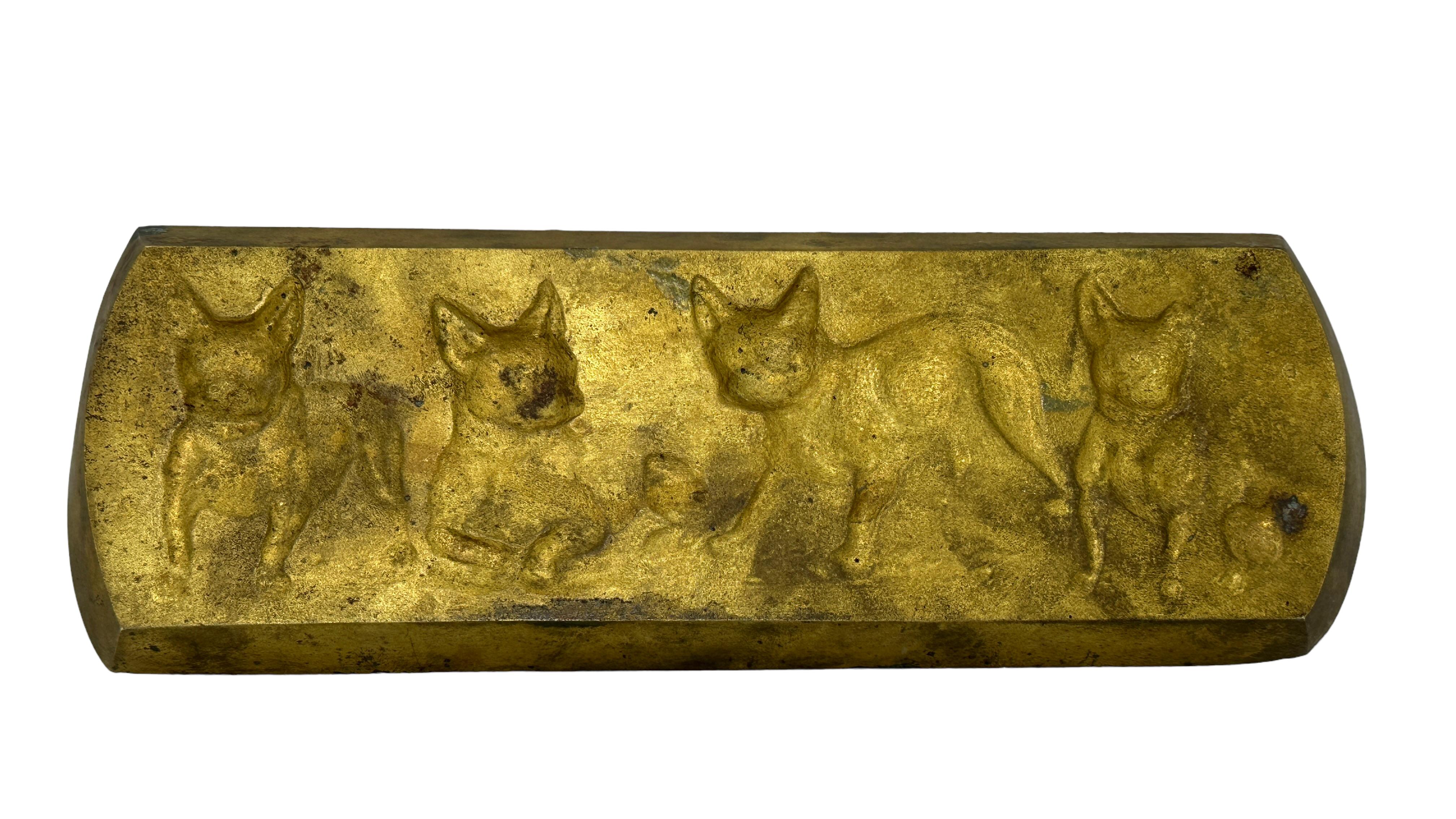 Bulldog Pug Dogs Vienna Bronze Trinket Tray or Catchall, antique Austria 1890s 9