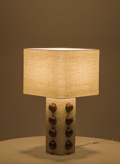 Lampe de table « Bulle » en travertin, par Studio Karen B
