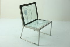 Sedia bullet contemporanea unica nel suo genere dell'artista Alê Jordão, Brasile 2010