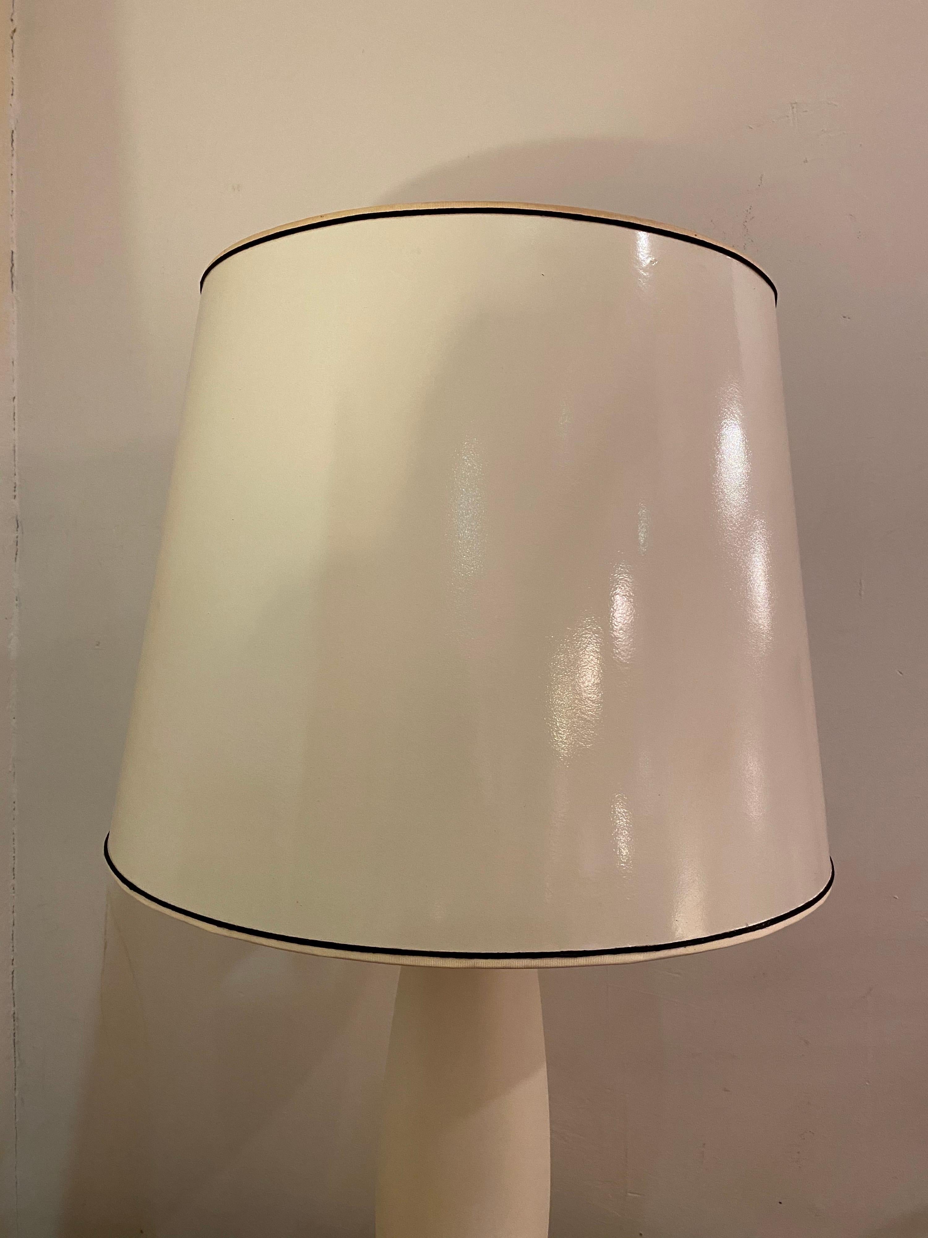 American Bullet Shaped White Painted Table Lamp