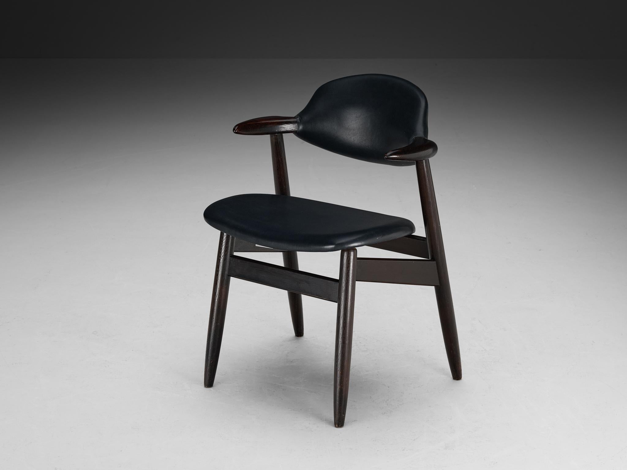 ‘Bullhorn’ Armchair in Ash and Black Upholstery  For Sale 2