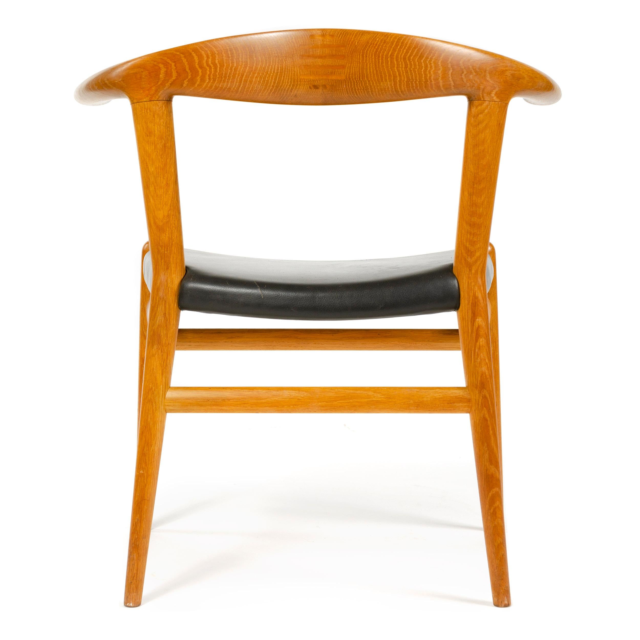 Scandinavian Modern 'Bullhorn' Chair by Hans Wegner For Sale