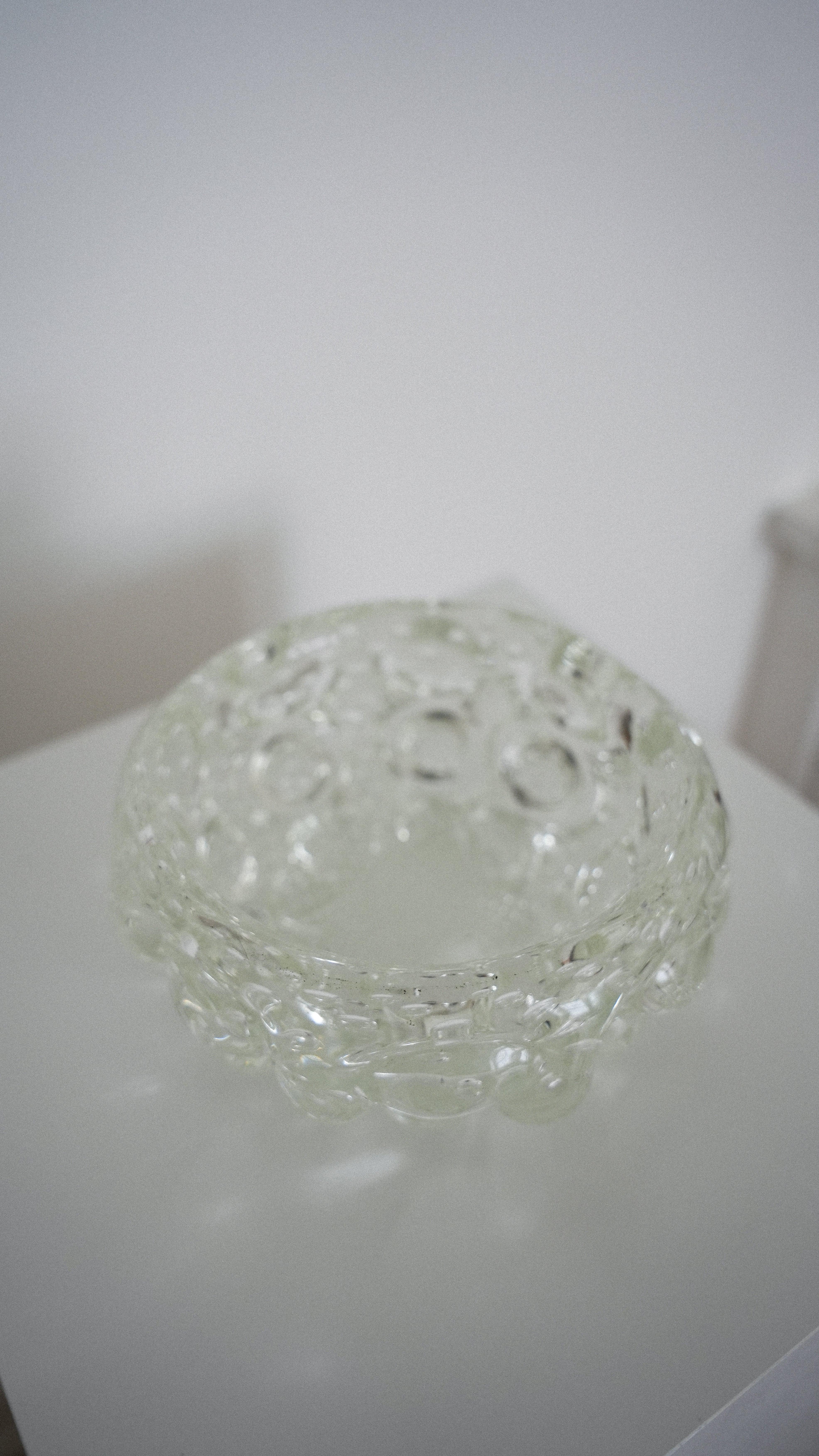 Bullicante Clear Murano Glass Bowl or Vide Poche, likely Barovier & Toso In Good Condition For Sale In Watford, GB