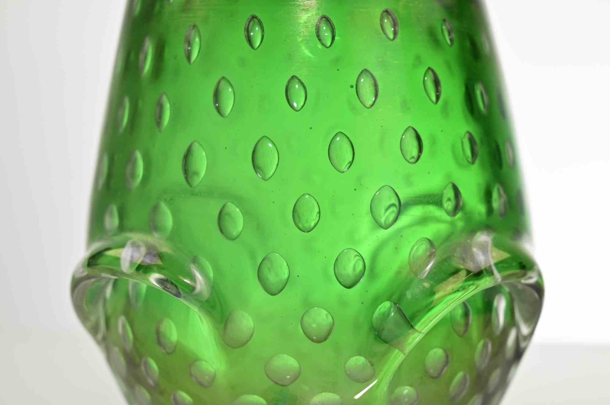 Vaso in vetro Bullicante attr. ad Archimede Seguso e realizzato a Venezia nel XX secolo.

Ottime condizioni.