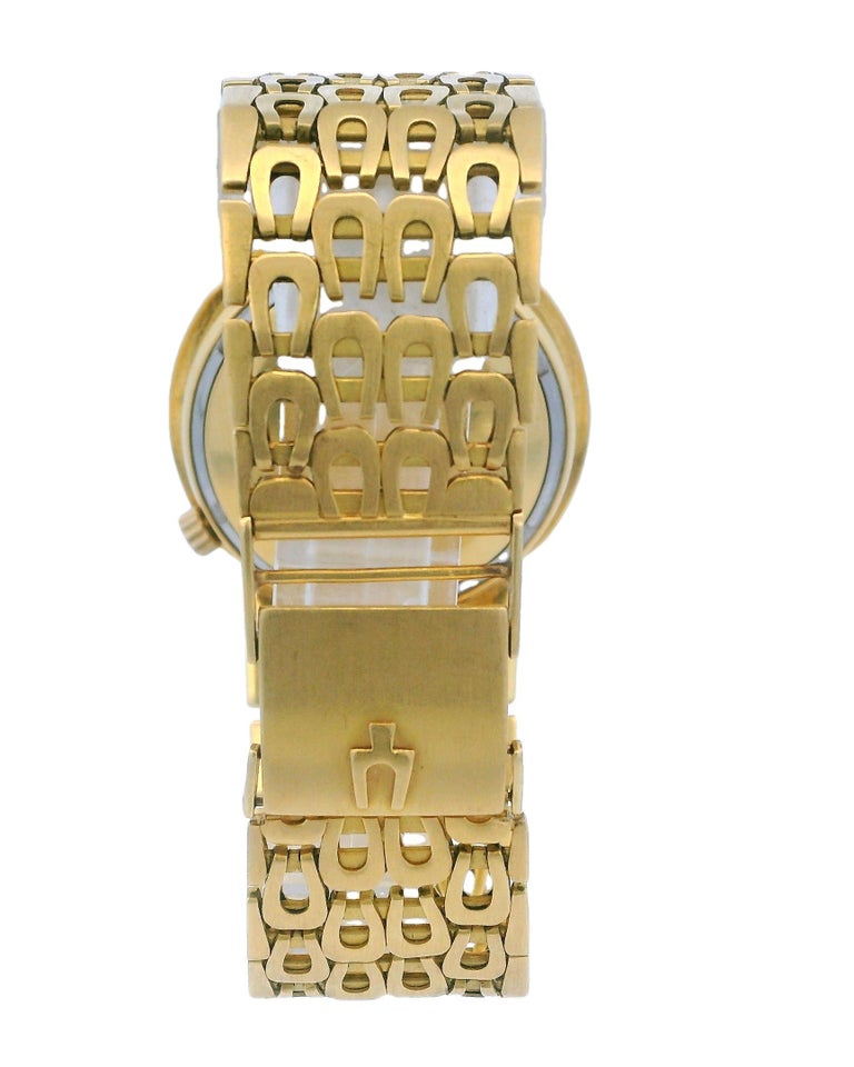 Bulova Accuquartz Day and Date Vintage 18K Yellow Gold Watch For