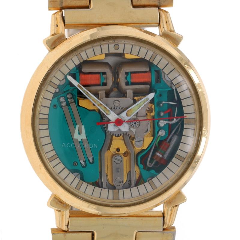 Marchio: Bulova
Model No: Accutron Spaceview
Numero di modello: 214 M8
Movimento: Diapason elettrico
Anno: 1970

Contenuto metallico: Oro 10k e acciaio inossidabile

Tipo di chiusura: Chiusura a libro
Caratteristiche: Quadrante di visualizzazione,